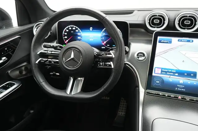 Mercedes-Benz GLC view 13