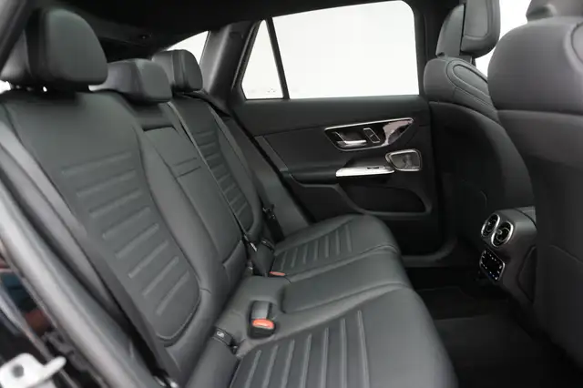 Mercedes-Benz GLC view 8