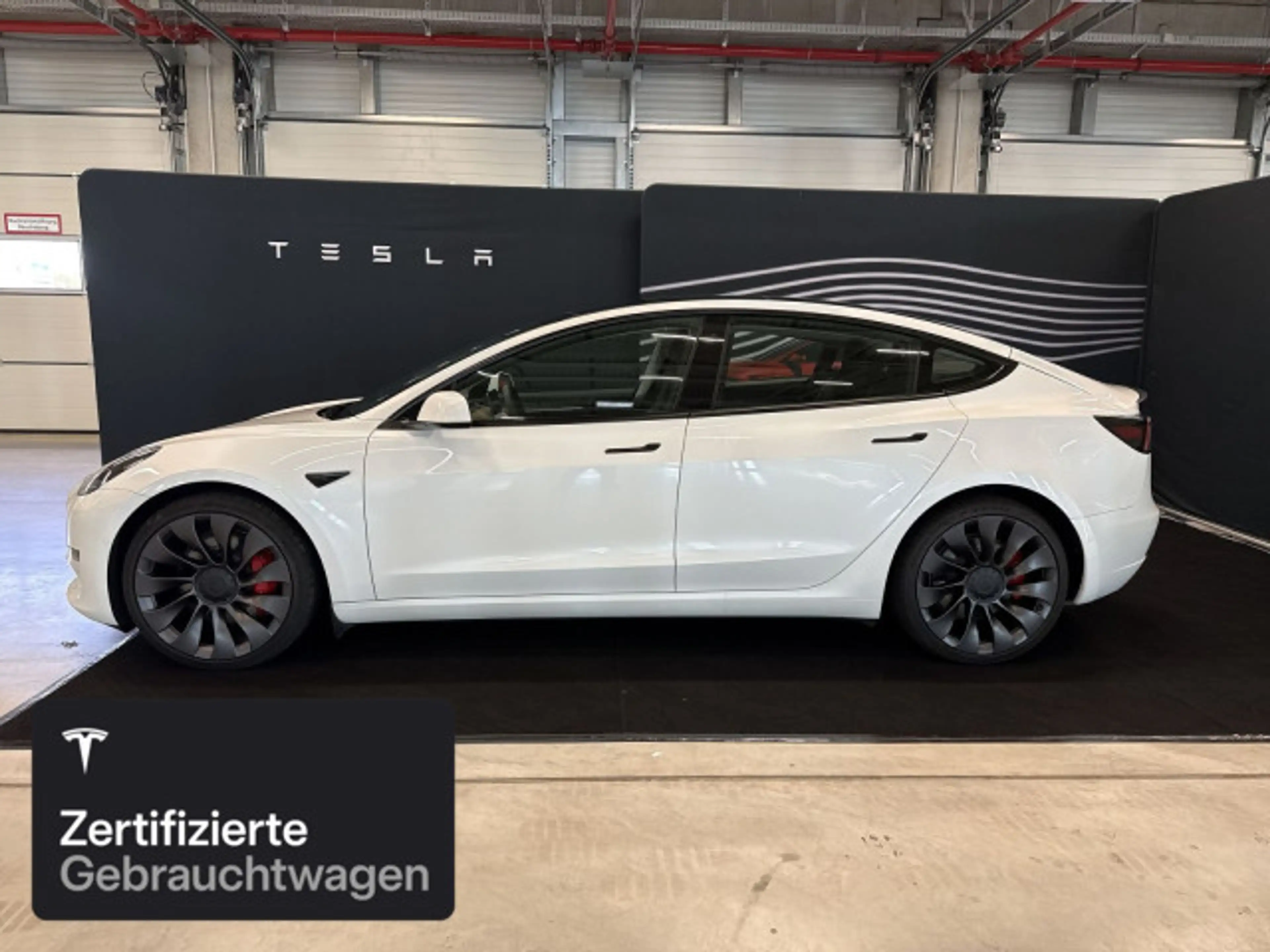 Tesla Model 3 Performance — photo 4