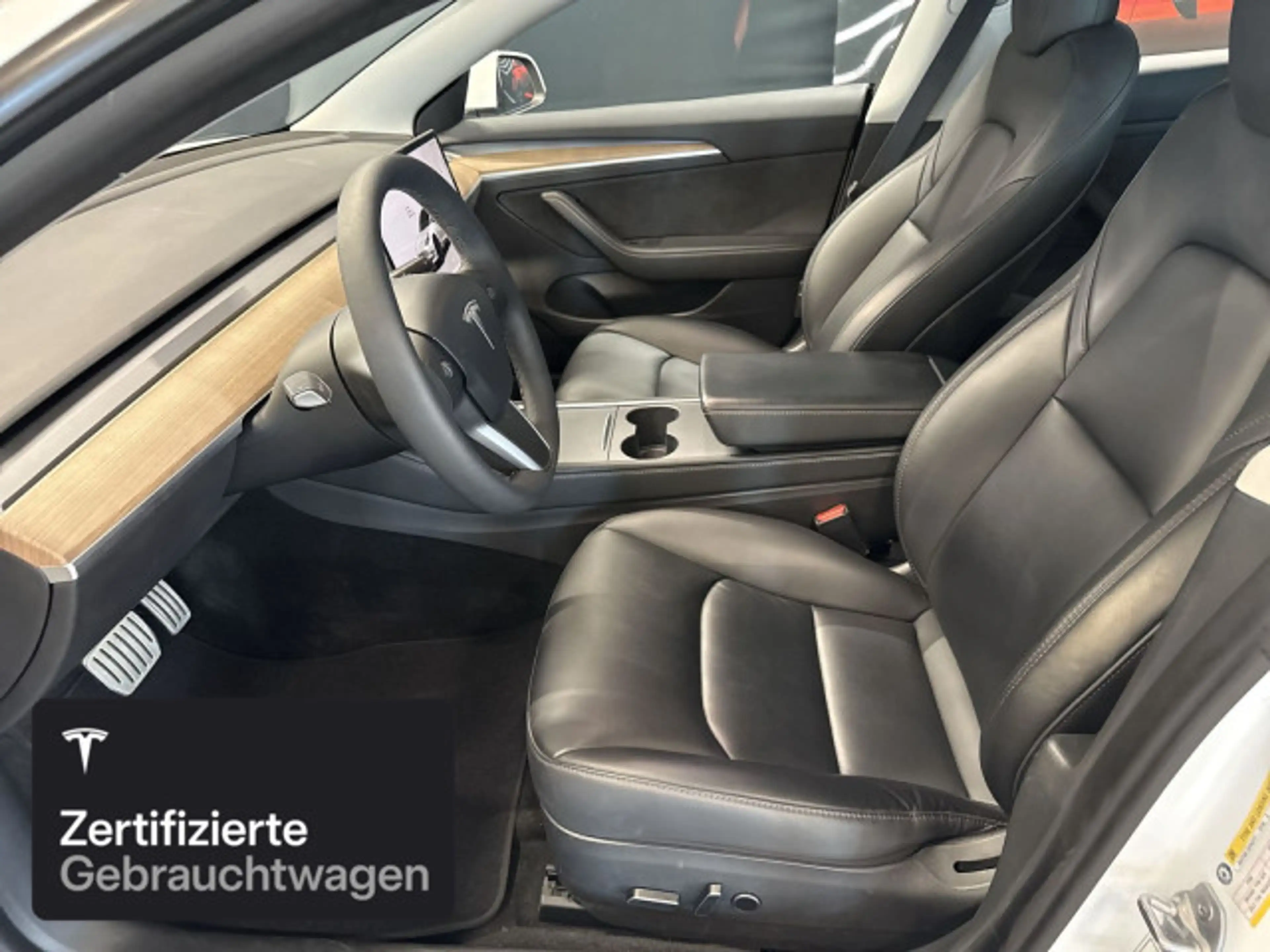 Tesla Model 3 Performance — photo 10