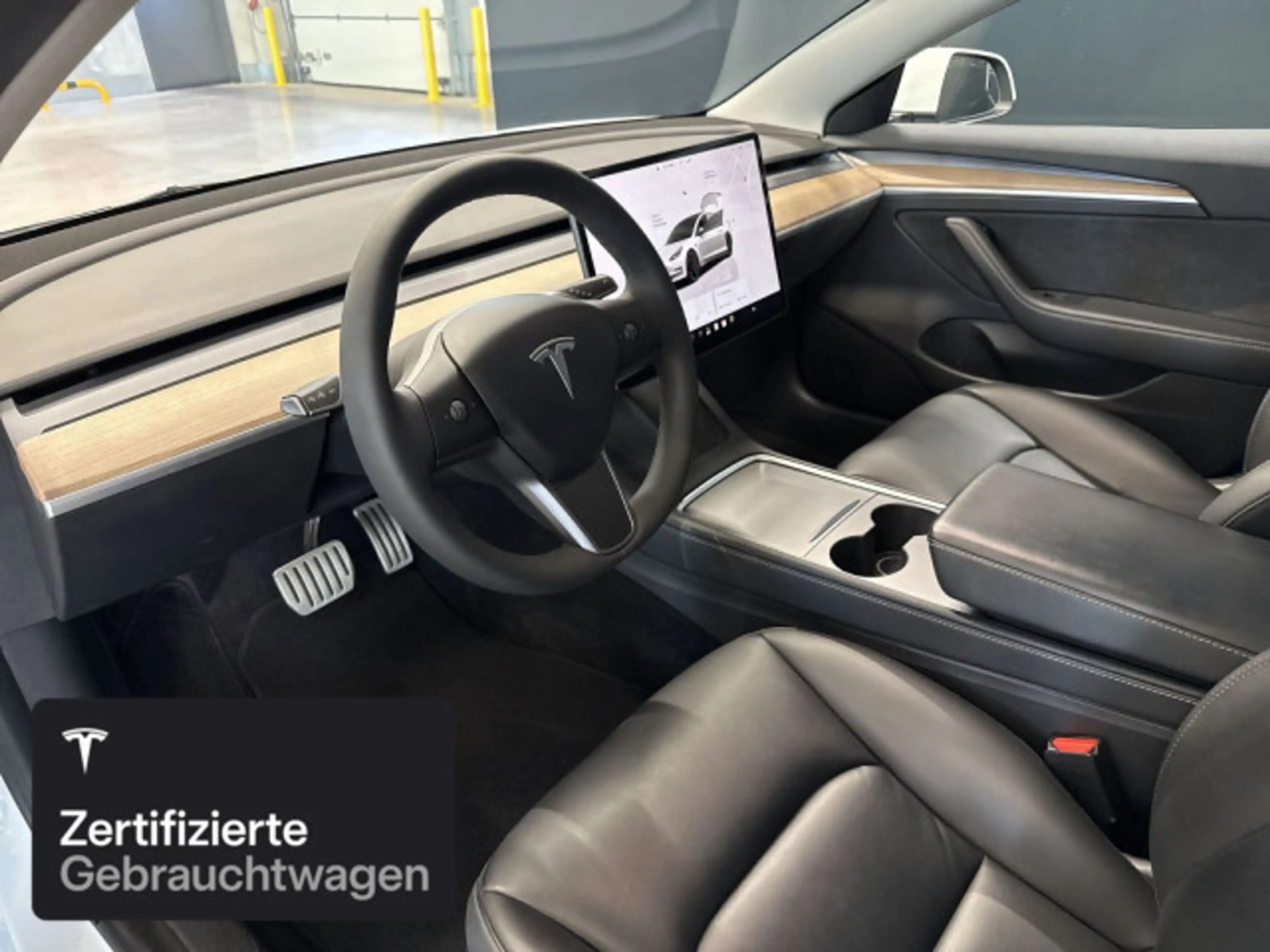 Tesla Model 3 Performance — photo 11