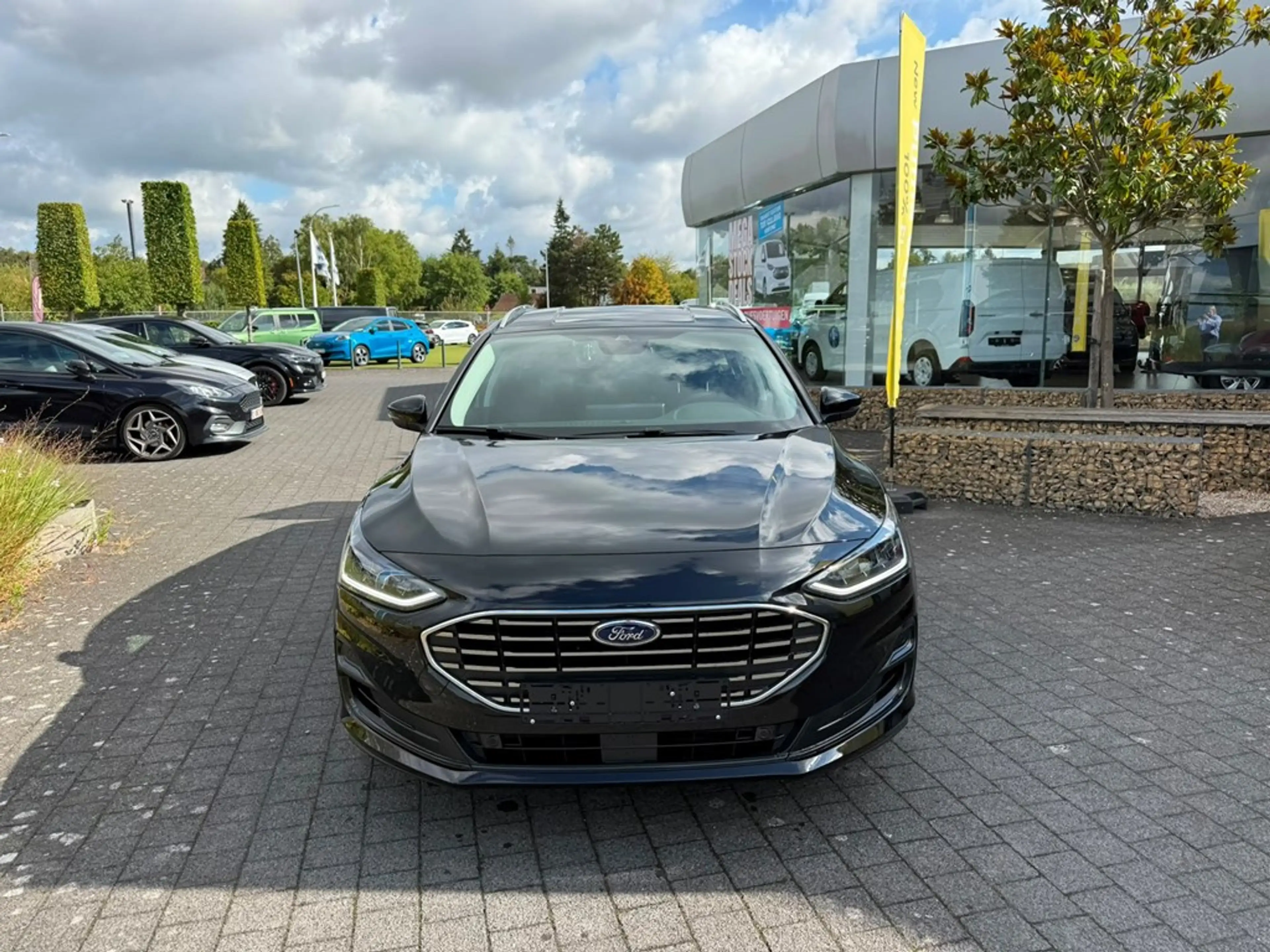 Ford Focus Clipper EcoBoost mHEV Titanium — photo 2