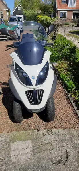Piaggio MP3 400 - foto 6