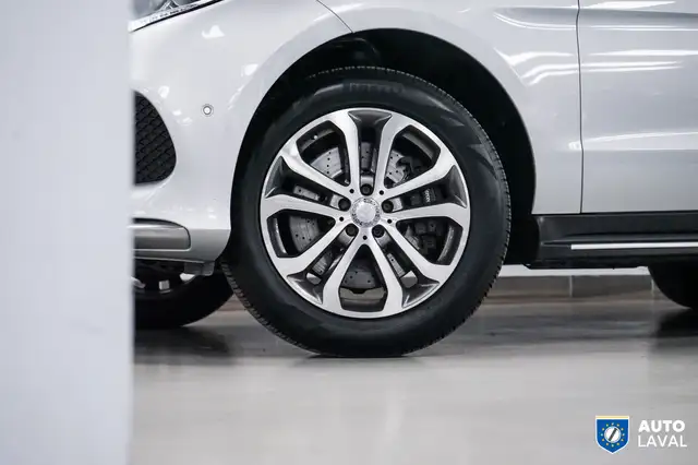 Mercedes-Benz GLE 2017 — photo 2