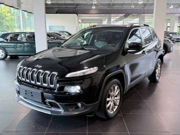 Cherokee 2.2 4WD Limited