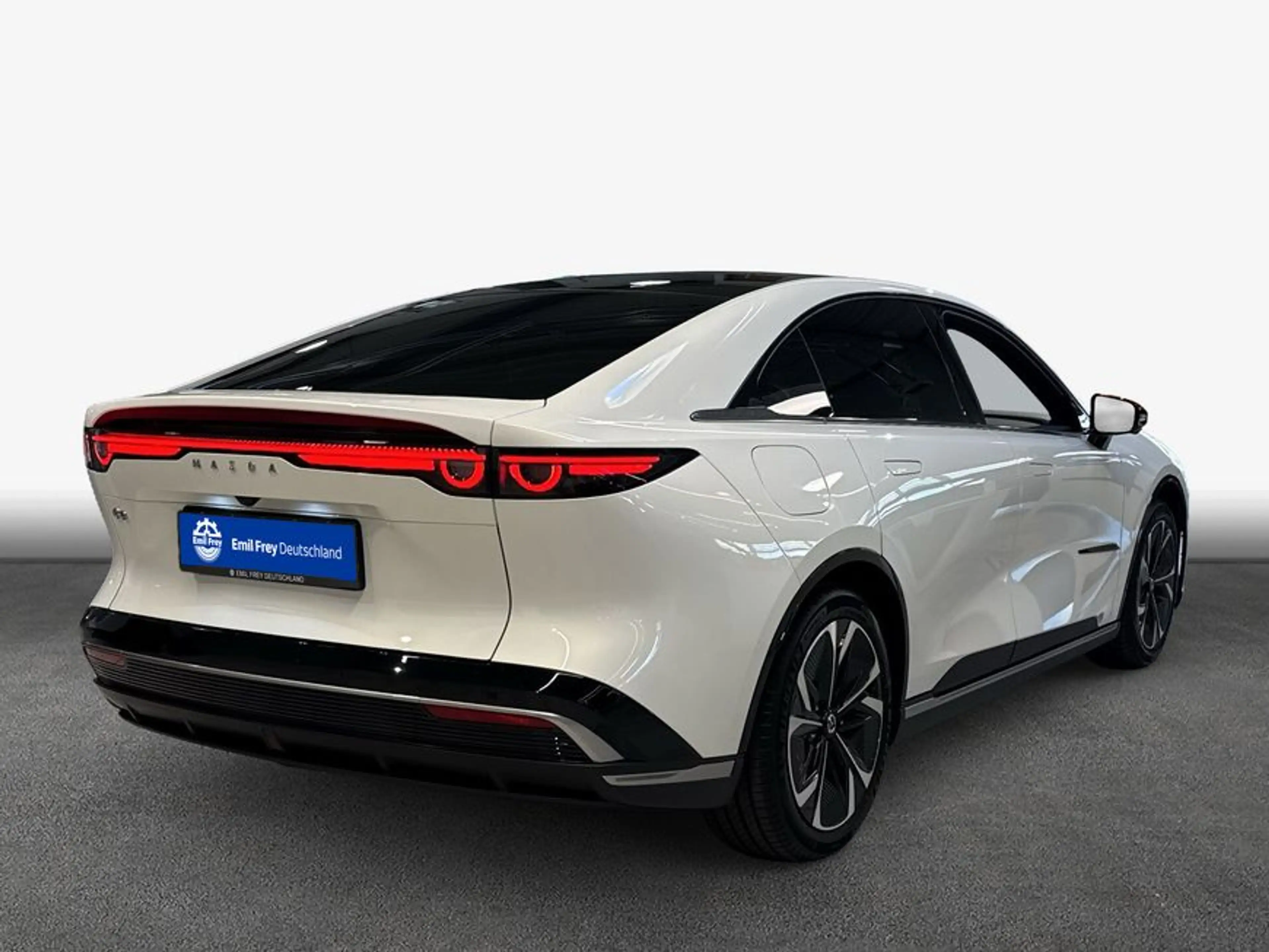 Mazda 6e EV Takumi Plus — photo 2
