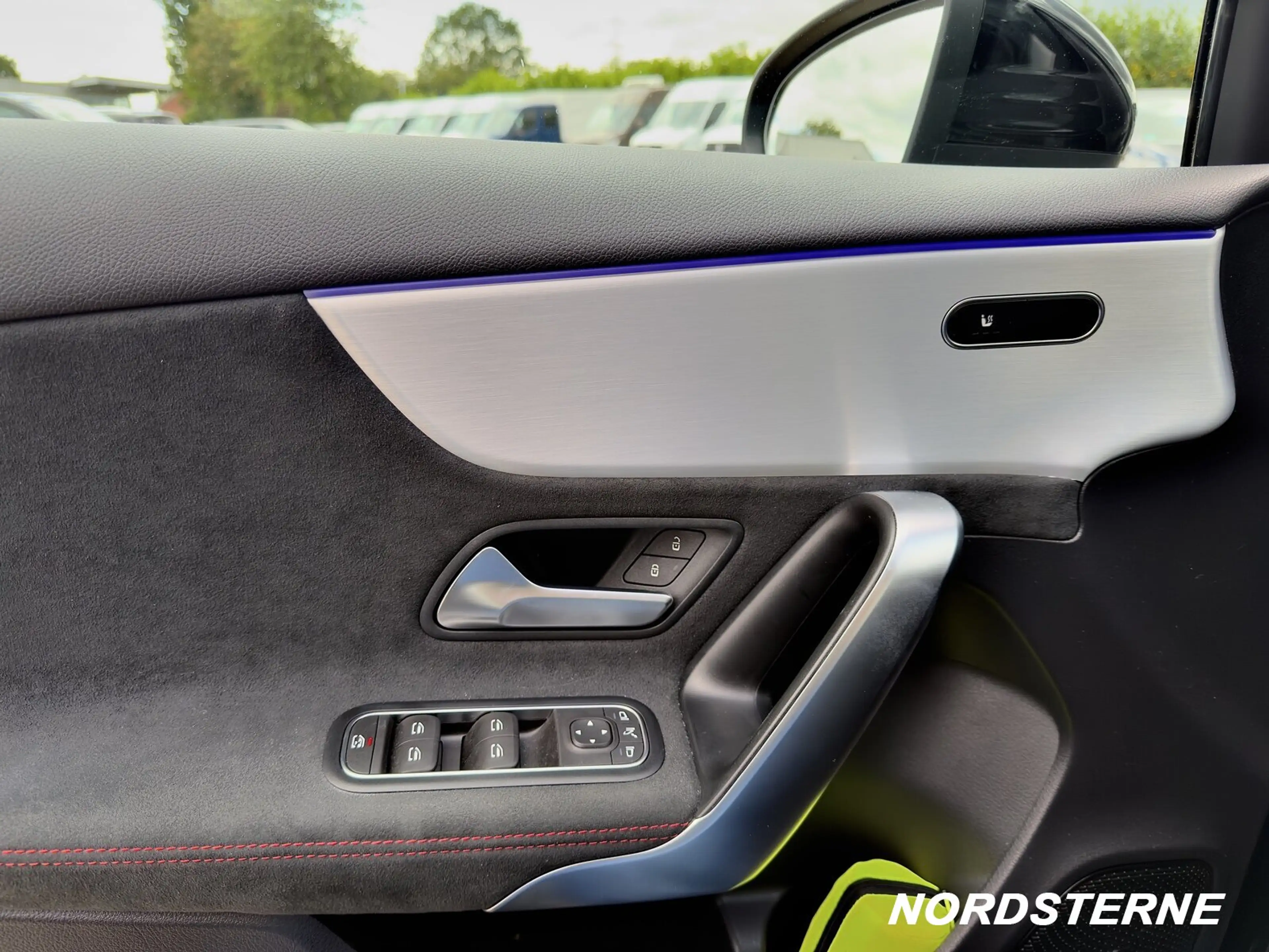 Mercedes-Benz A 35 AMG A 35 AMG 4Matic PANO+SHD+KAMERA+AMBIENTE — photo 19