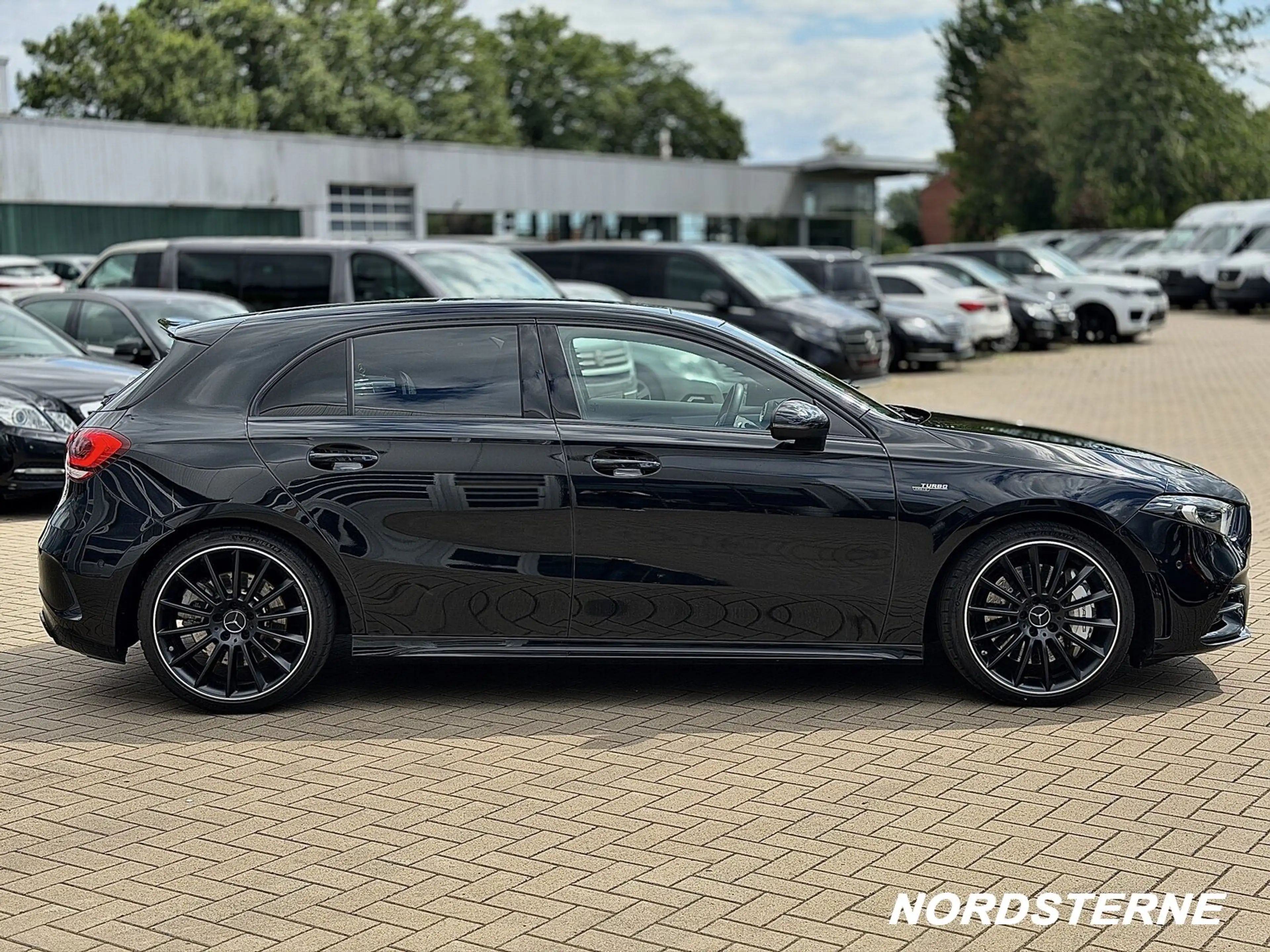 Mercedes-Benz A 35 AMG A 35 AMG 4Matic PANO+SHD+KAMERA+AMBIENTE — photo 8