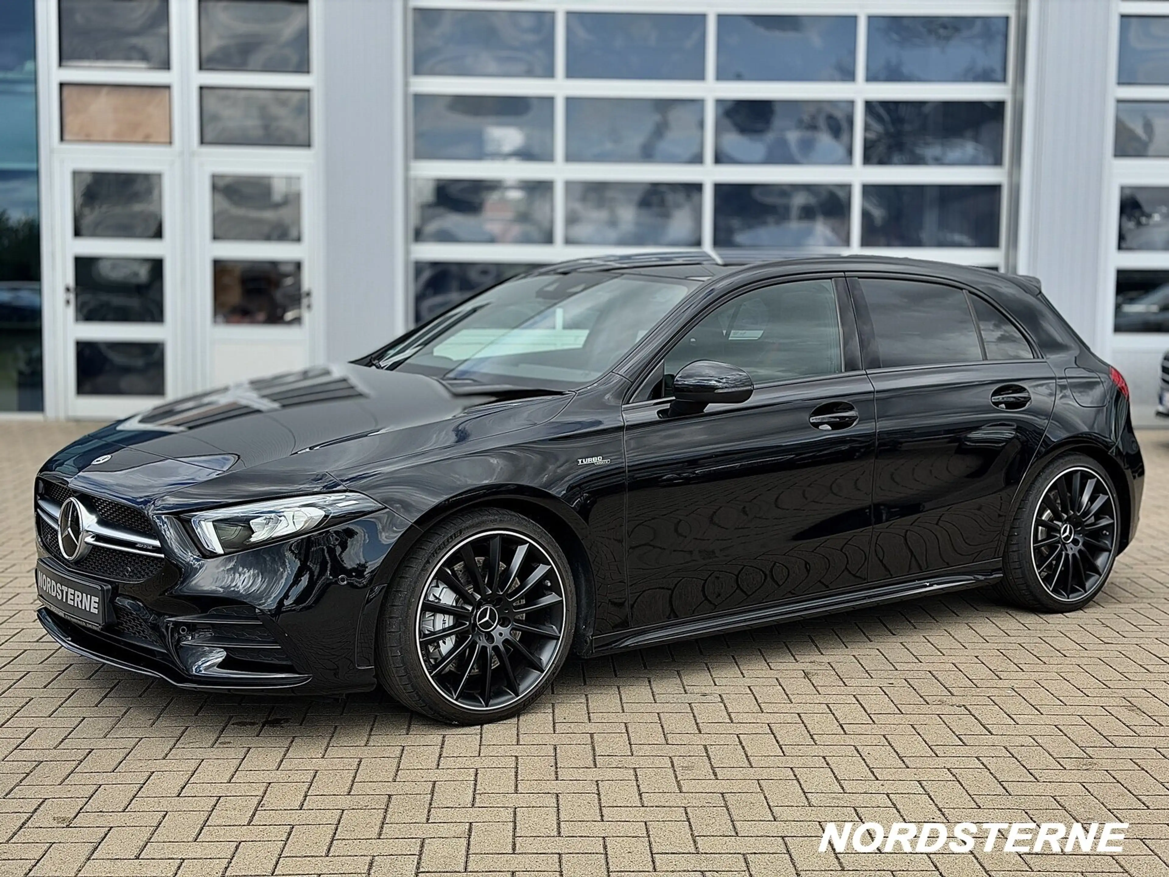 Mercedes-Benz A 35 AMG A 35 AMG 4Matic PANO+SHD+KAMERA+AMBIENTE — photo 2