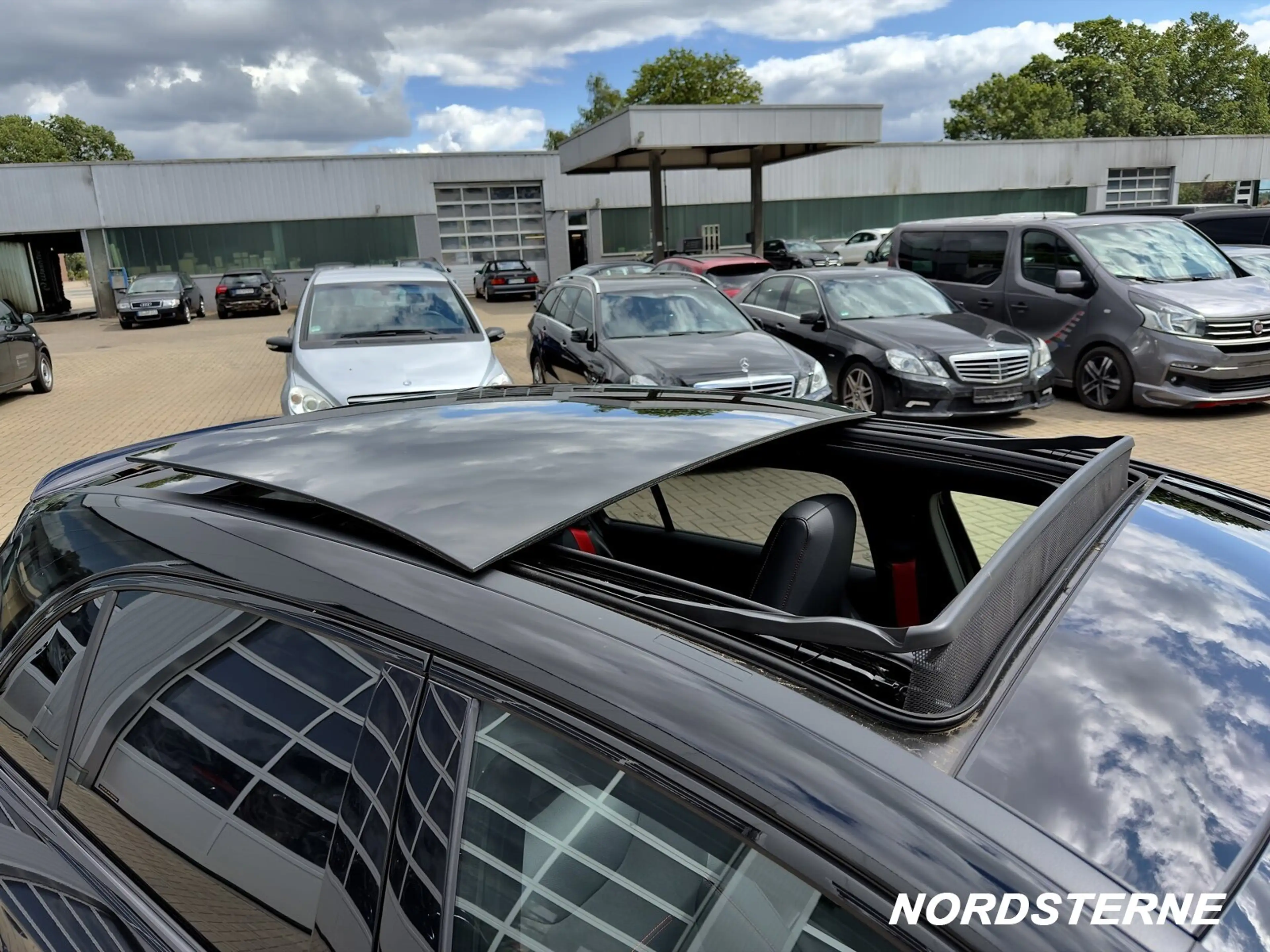 Mercedes-Benz A 35 AMG A 35 AMG 4Matic PANO+SHD+KAMERA+AMBIENTE — photo 12