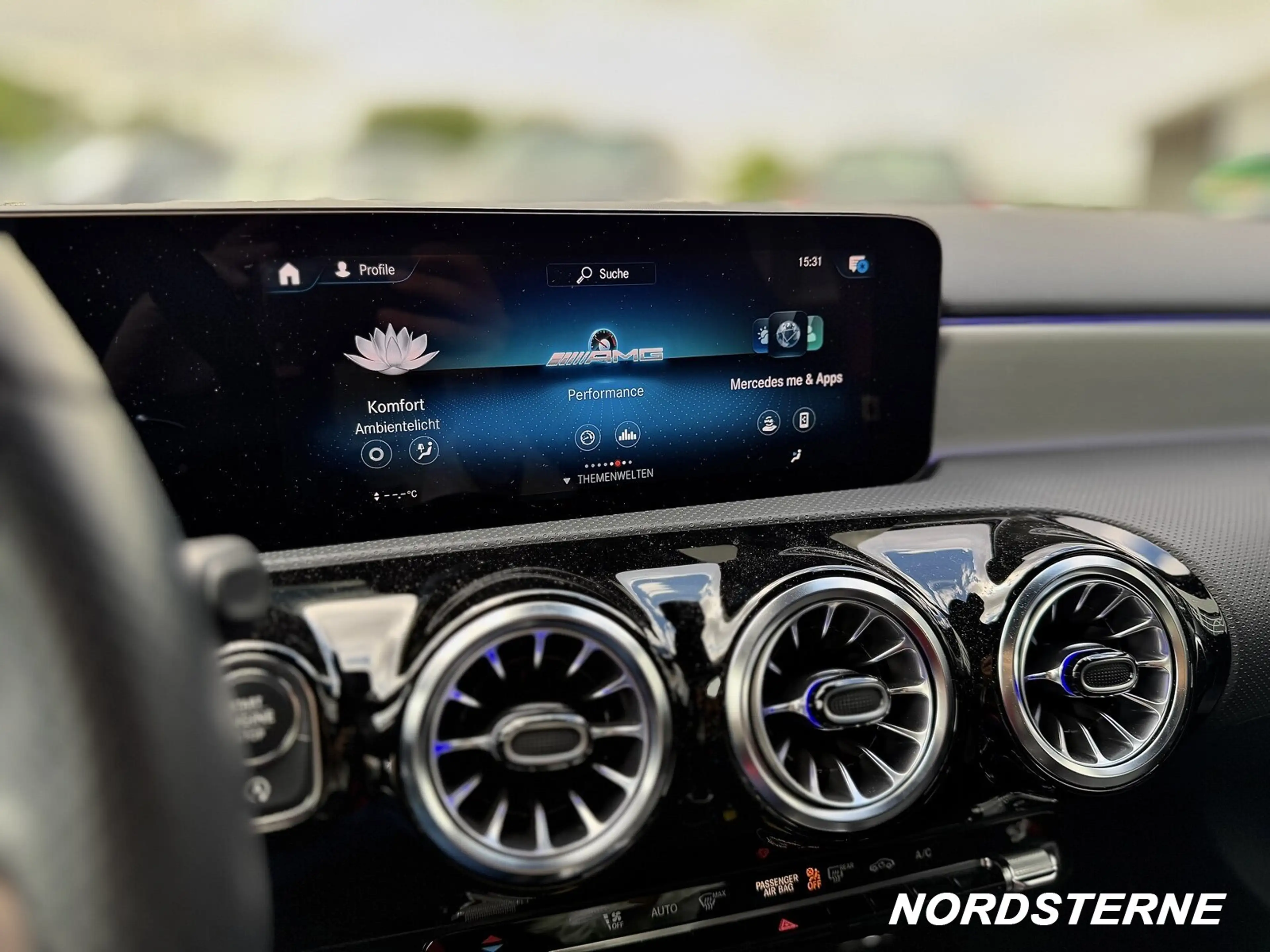 Mercedes-Benz A 35 AMG A 35 AMG 4Matic PANO+SHD+KAMERA+AMBIENTE — photo 23