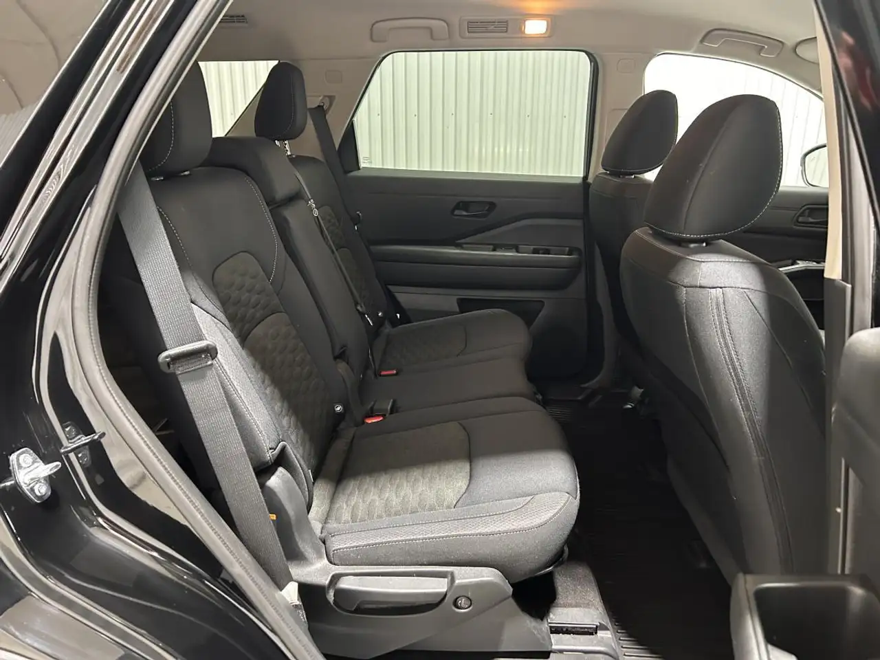 Nissan Pathfinder снимка Nissan Pathfinder