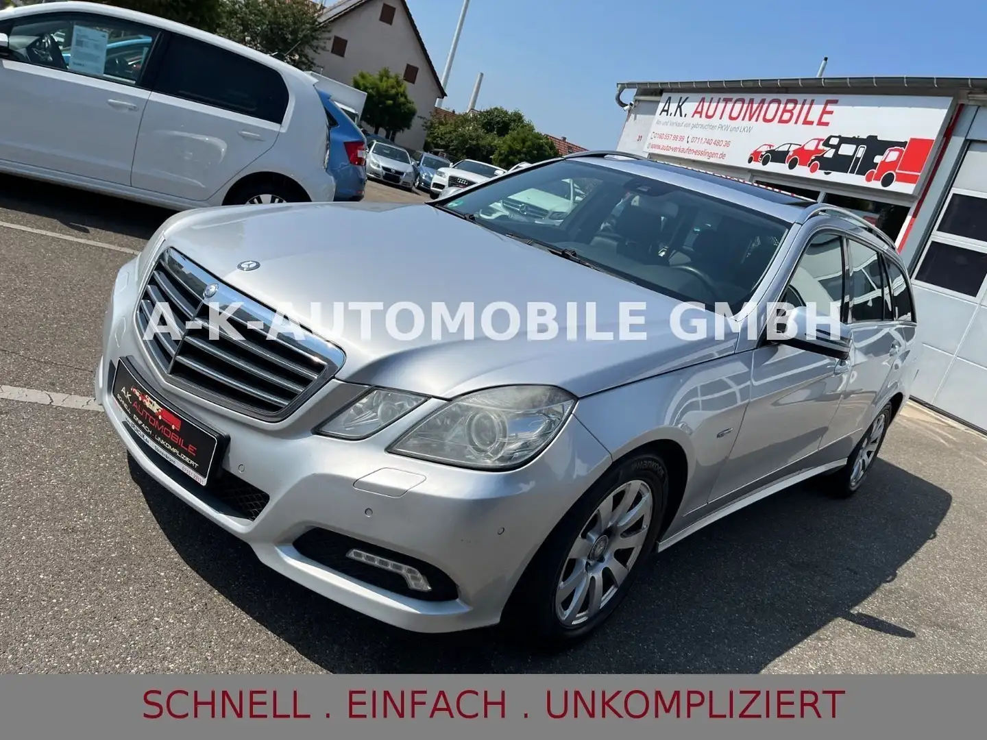 Mercedes-Benz E 350 CGI T-Modell Avantgarde*BI-XEN*NAVI*LEDER* Silber - 2