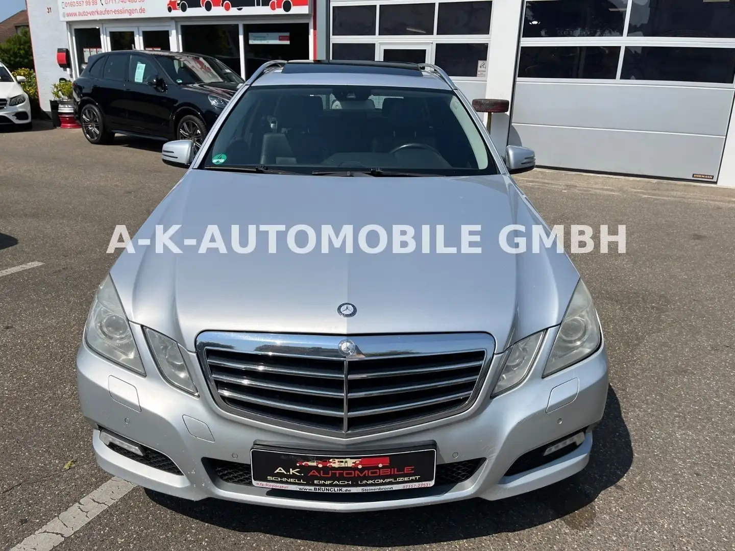 Mercedes-Benz E 350 CGI T-Modell Avantgarde*BI-XEN*NAVI*LEDER* Silber - 1