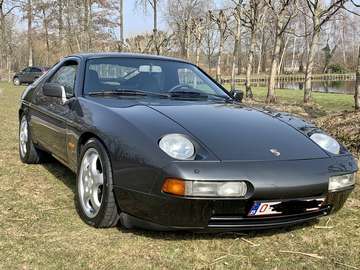 928 S4 Porsche