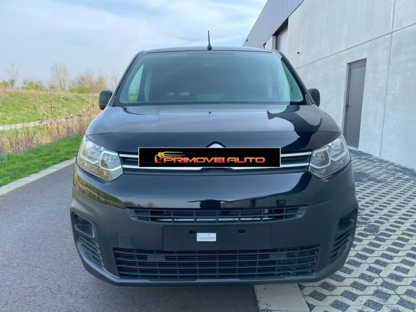 Citroen Berlingo BlueHDi 100 S&S Van M Club Nero - 2