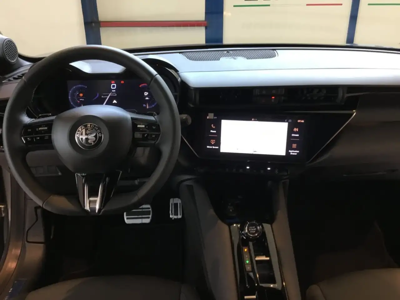 Alfa Romeo Junior BEV 156CV/115kW elettrica SPECIALE 100% ELETTRICA, миниатюра 11