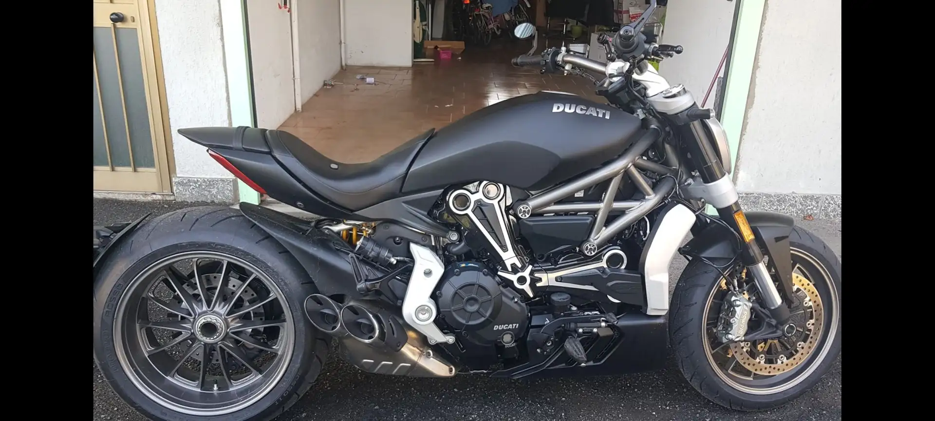 Ducati XDiavel Dark Black - 1