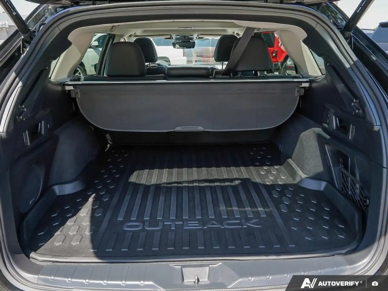 Subaru OUTBACK снимка Subaru OUTBACK