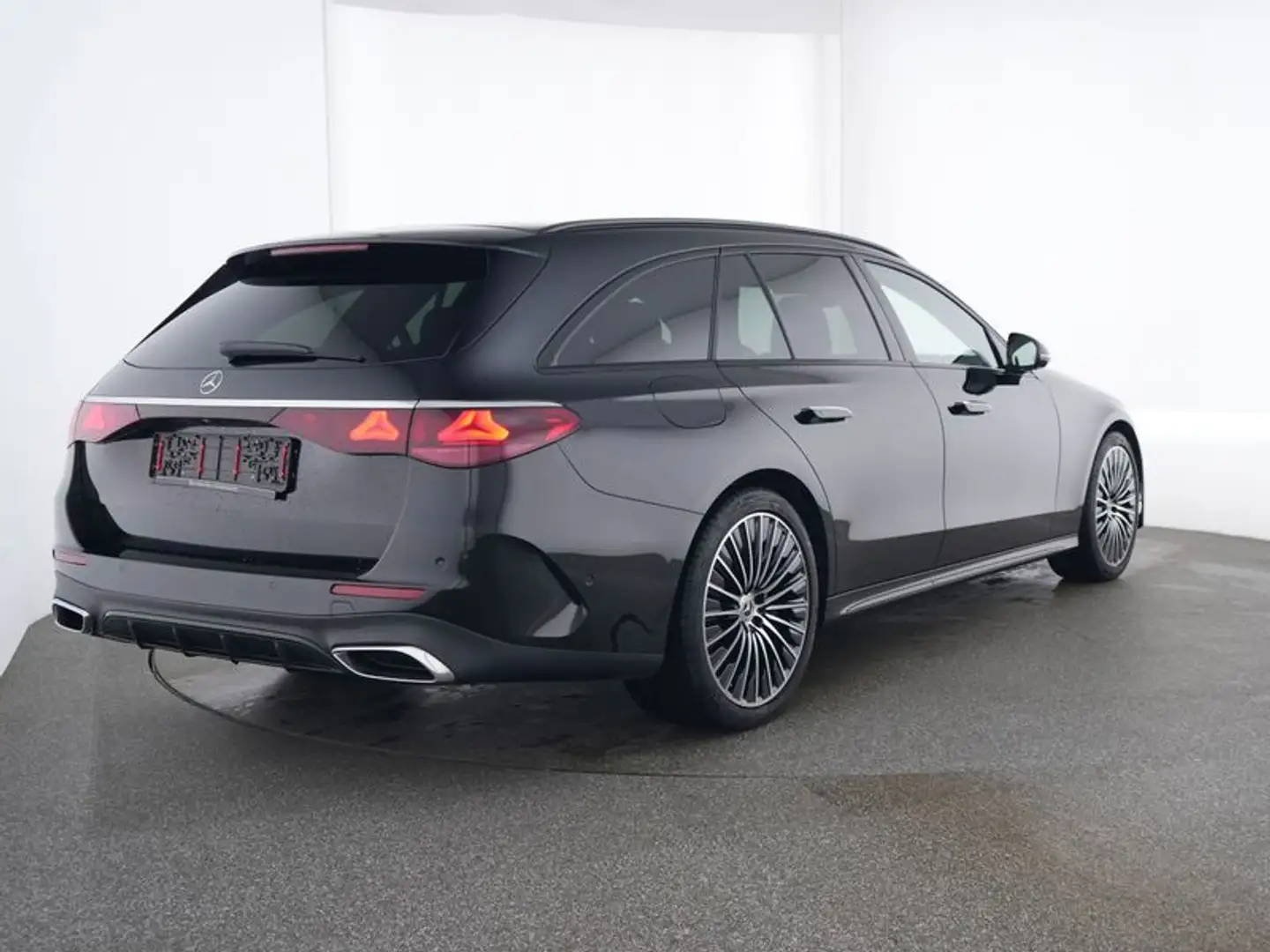 Mercedes-Benz E 450 d 4M AMG Line Premium FAP Airmatic AHK Nig Schwarz - 2