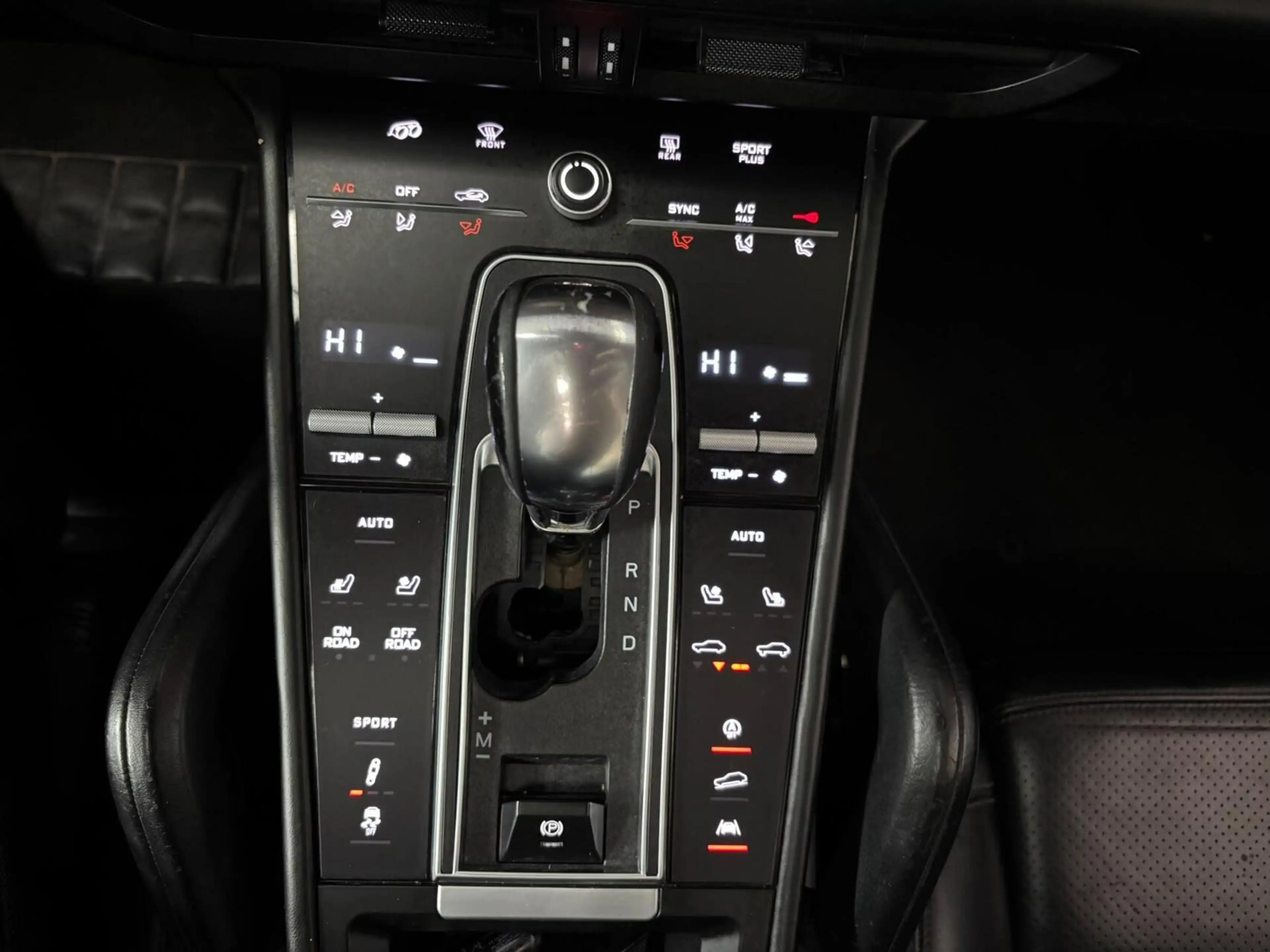 Porsche Cayenne 4.8 Turbo GTS 501PK, 2010-2025 ombouw — photo 10