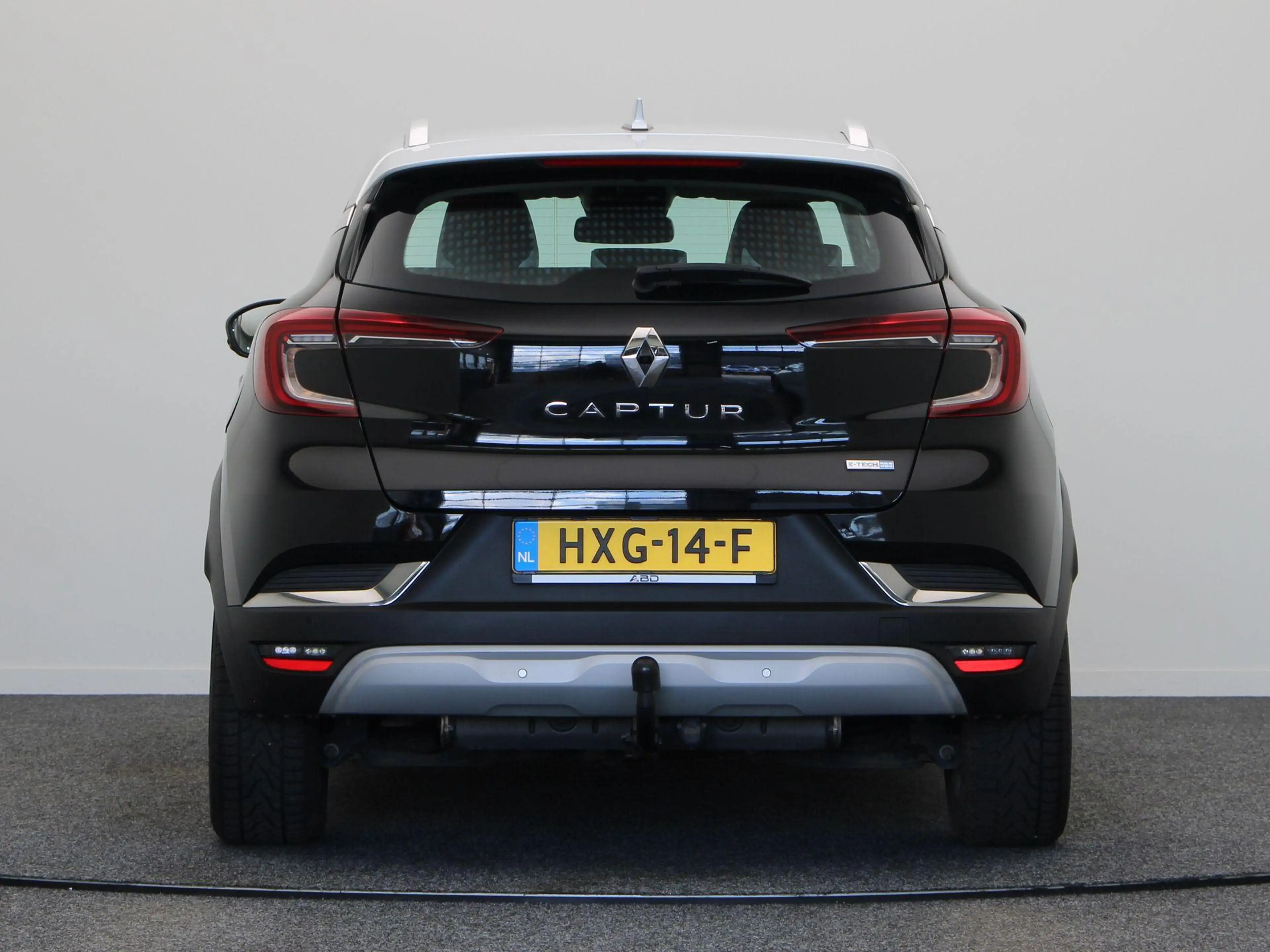 Renault Captur 1.6 E-Tech Plug-in Hybrid 160 Business | Climate C — photo 6