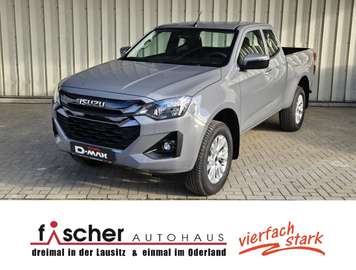 D-Max Space Cab 4WD Autm. LS