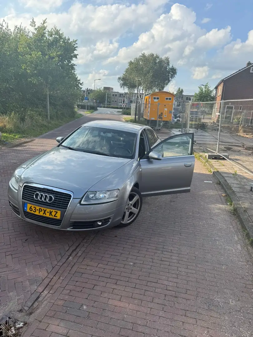 Audi A6 2.4 Pro Line Grijs - 1