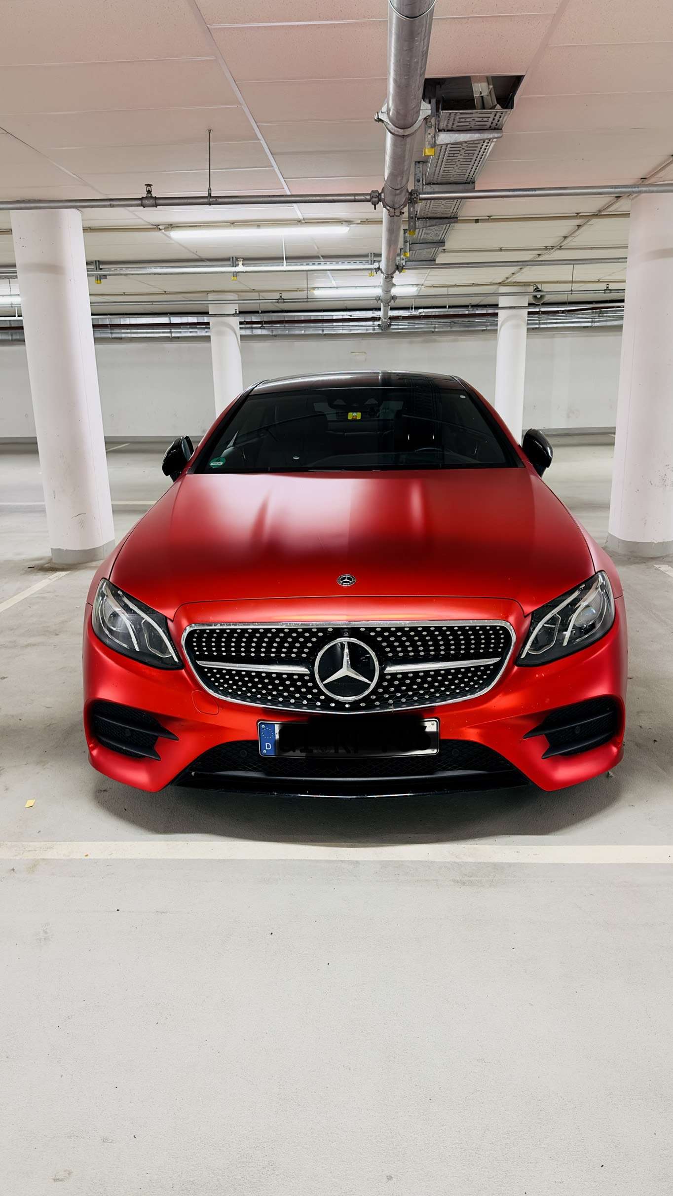 Second hand Mercedes Benz E-Class 300