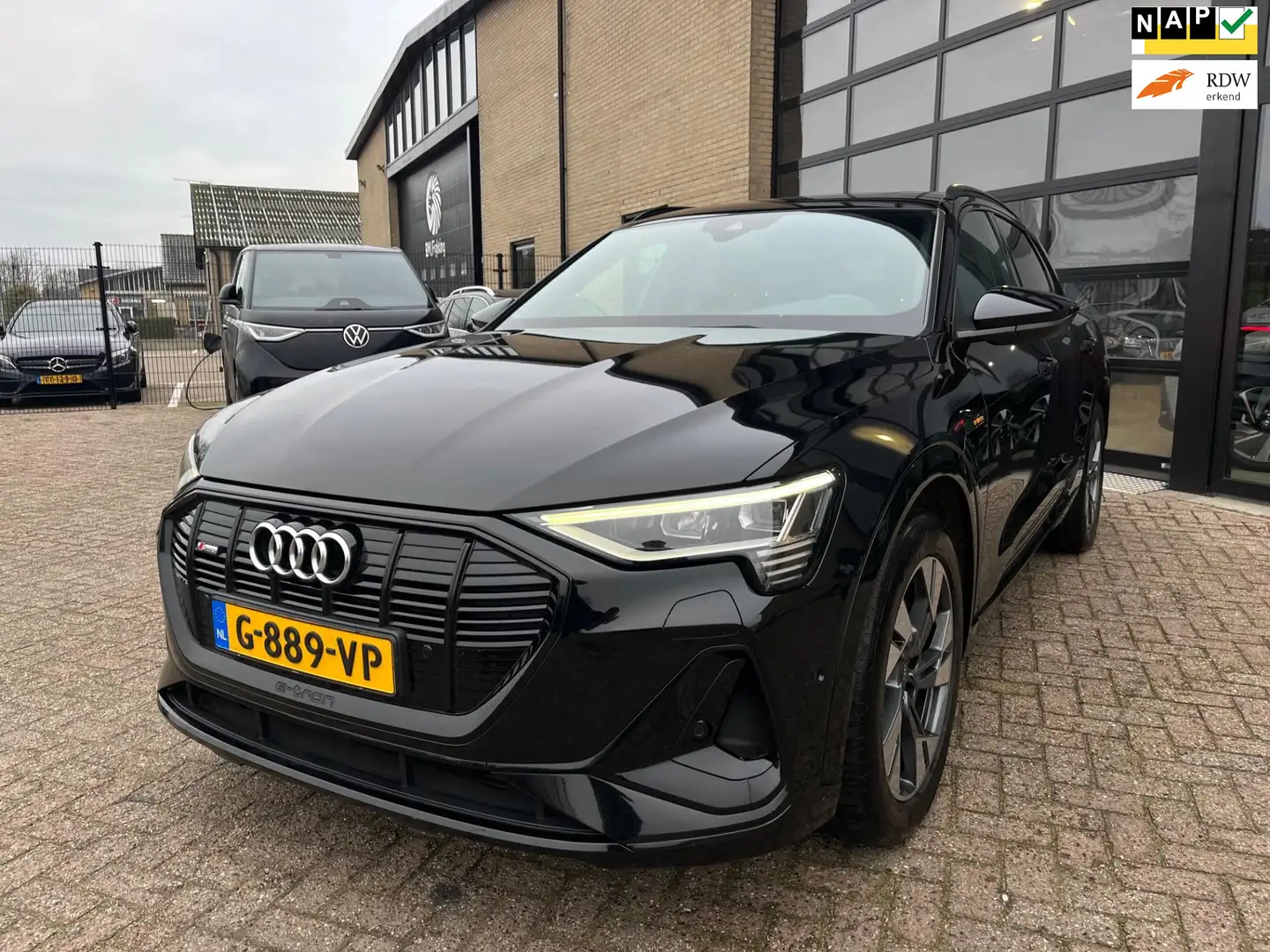 Audi e-tron 50 quattro Launch, Black 71 kWh, S-Line Noir - 1
