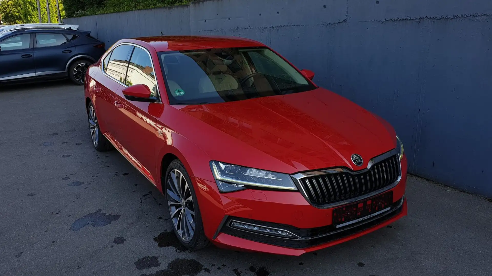 Skoda Superb 2.0 TDI DSG L&K Virtual/Leder/ACC/Kamera Rot - 2