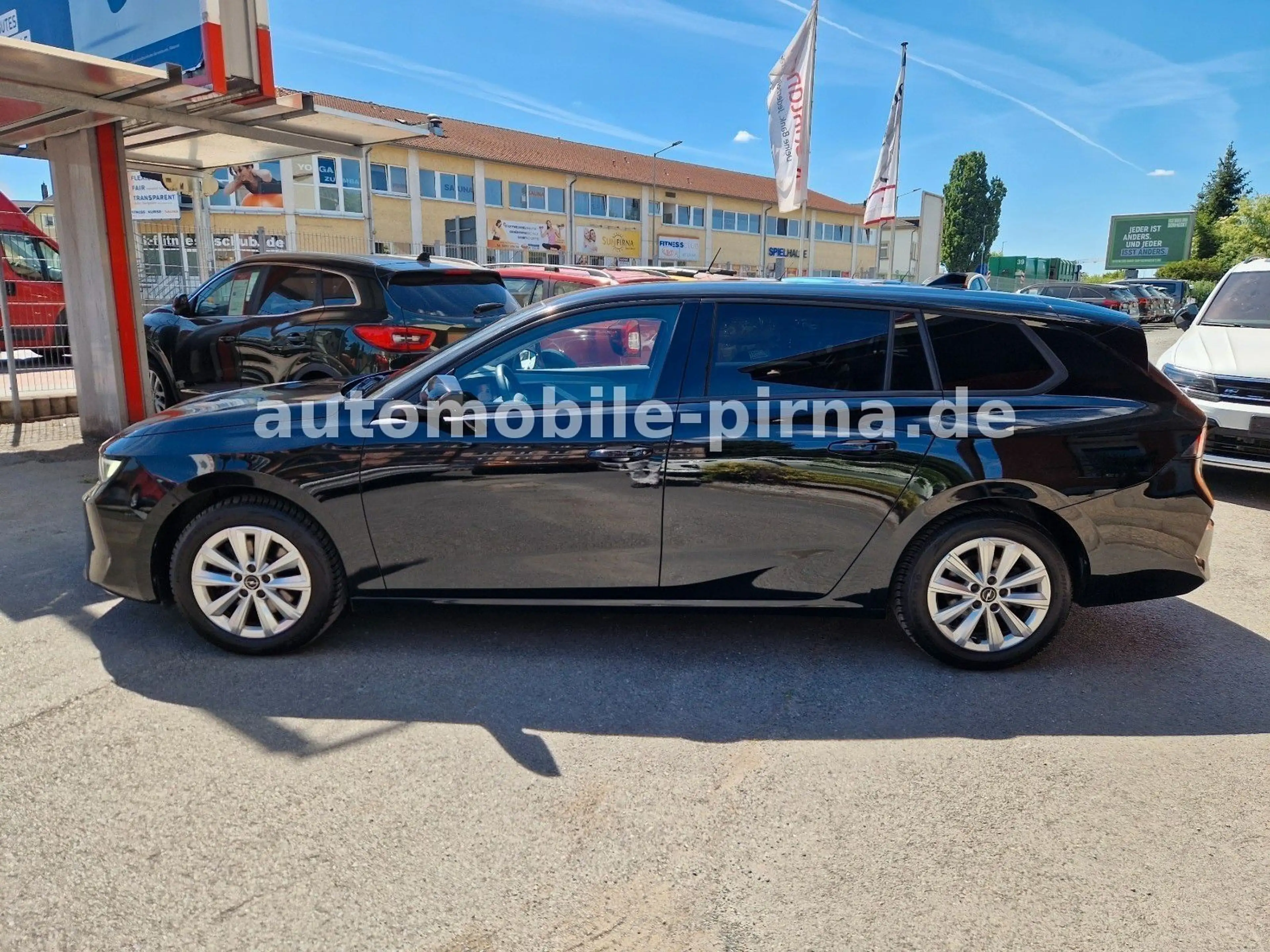 Opel Astra L ST Kombi Business 1.5D Automatik 130PS — photo 8