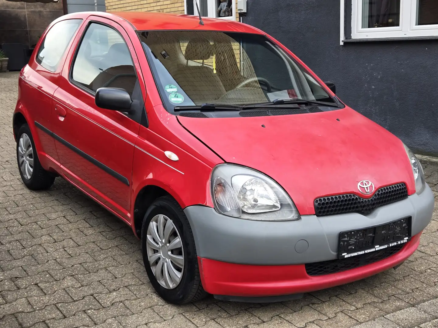 Toyota Yaris 1.0 Roşu - 1