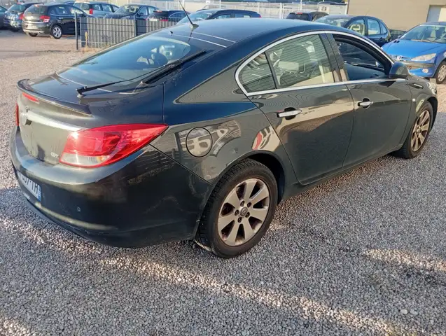 Opel Insignia view 5