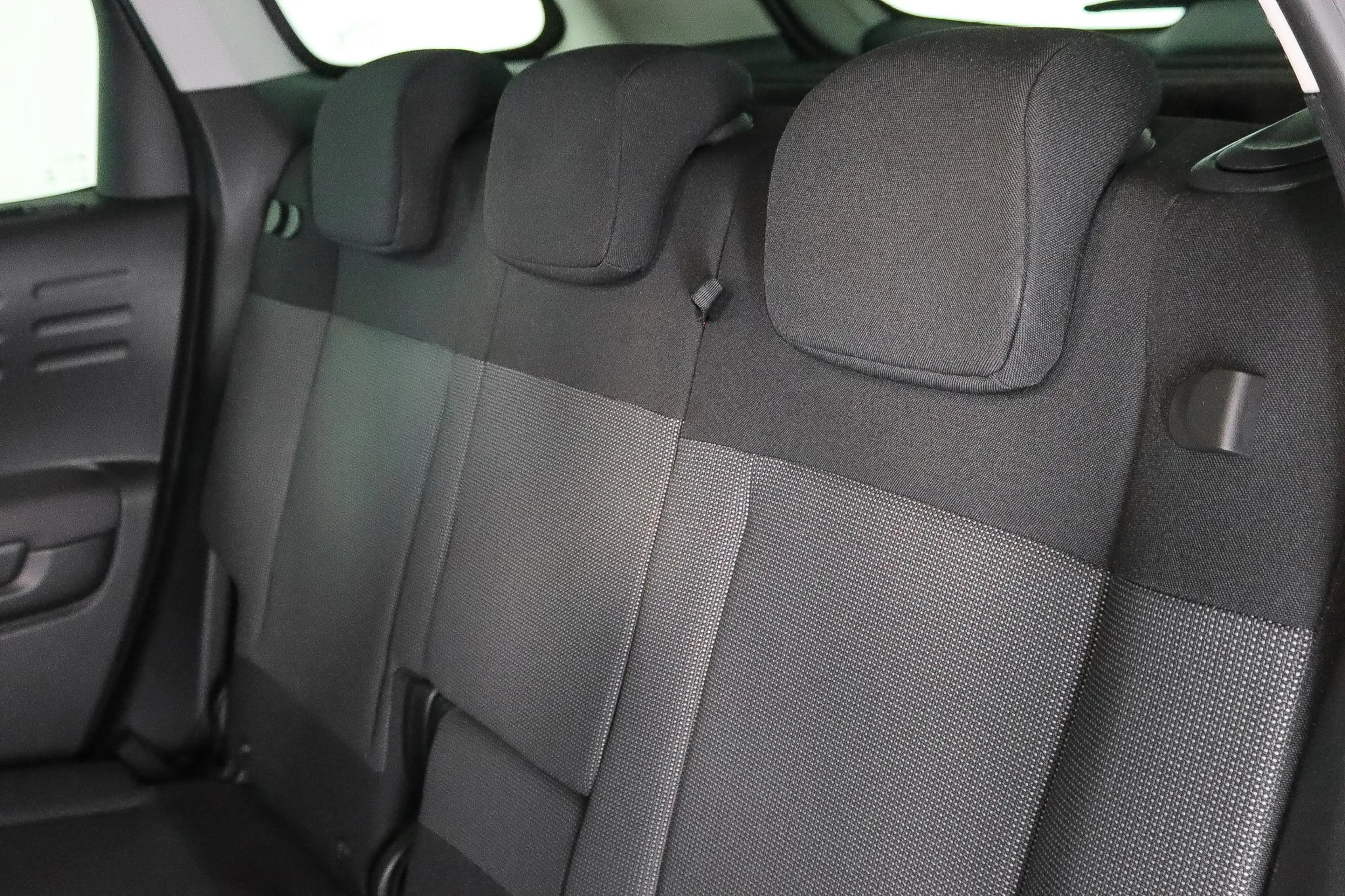 Citroen C3 Aircross 1.2T 130PK, S&S Shine Camera, Android Auto/Apple C — photo 47