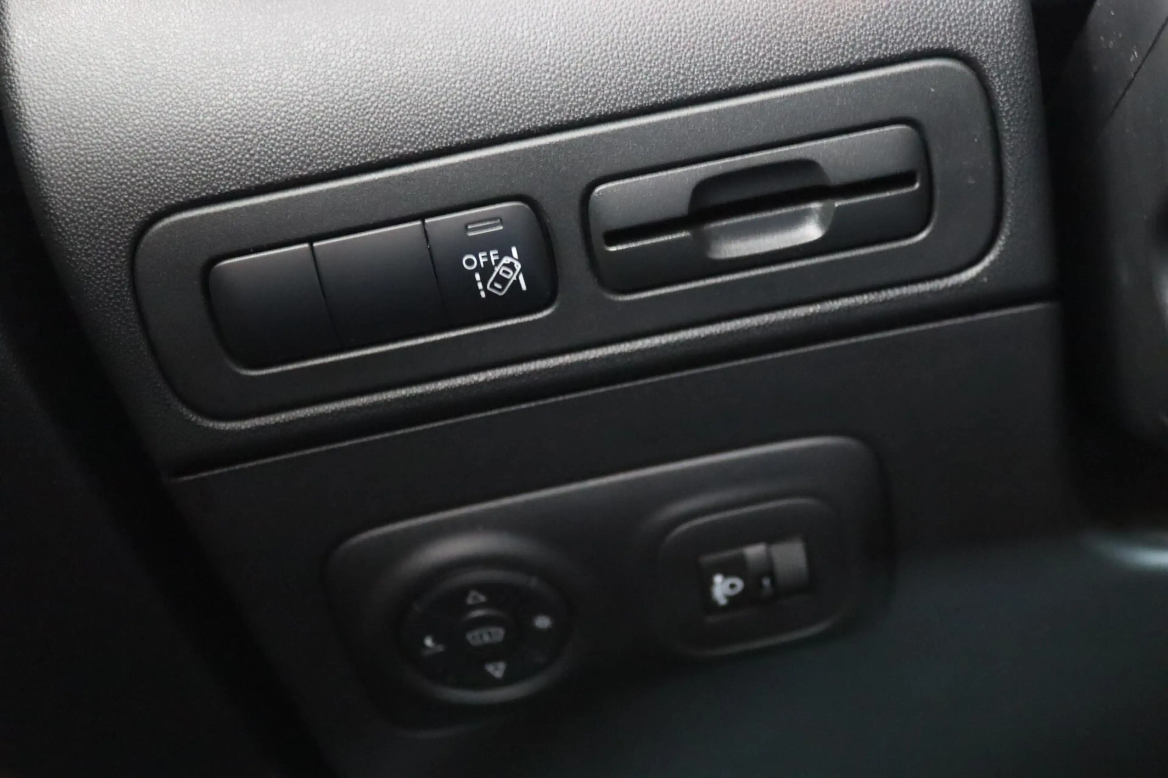 Citroen C3 Aircross 1.2T 130PK, S&S Shine Camera, Android Auto/Apple C — photo 26