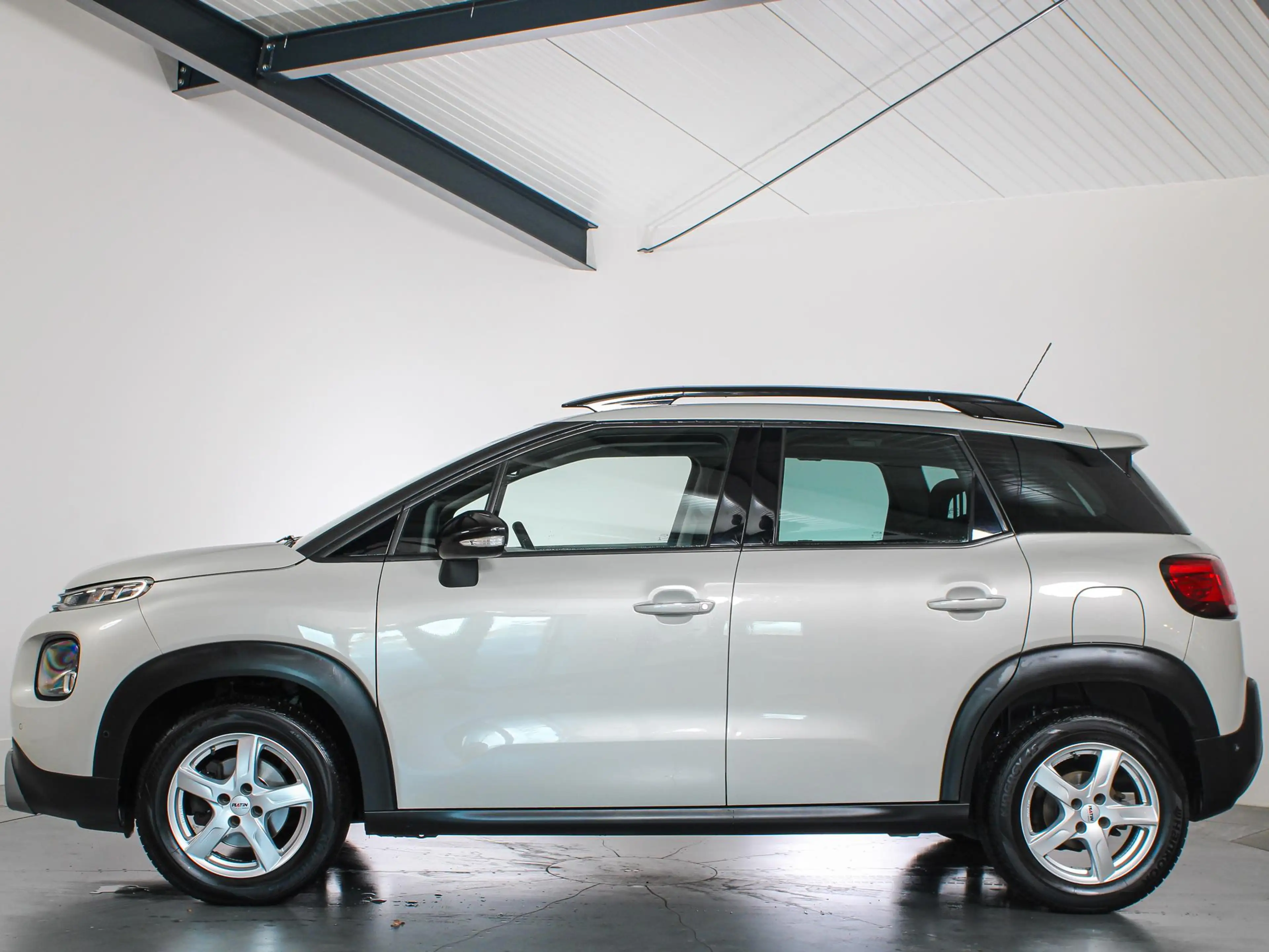 Citroen C3 Aircross 1.2T 130PK, S&S Shine Camera, Android Auto/Apple C — photo 20