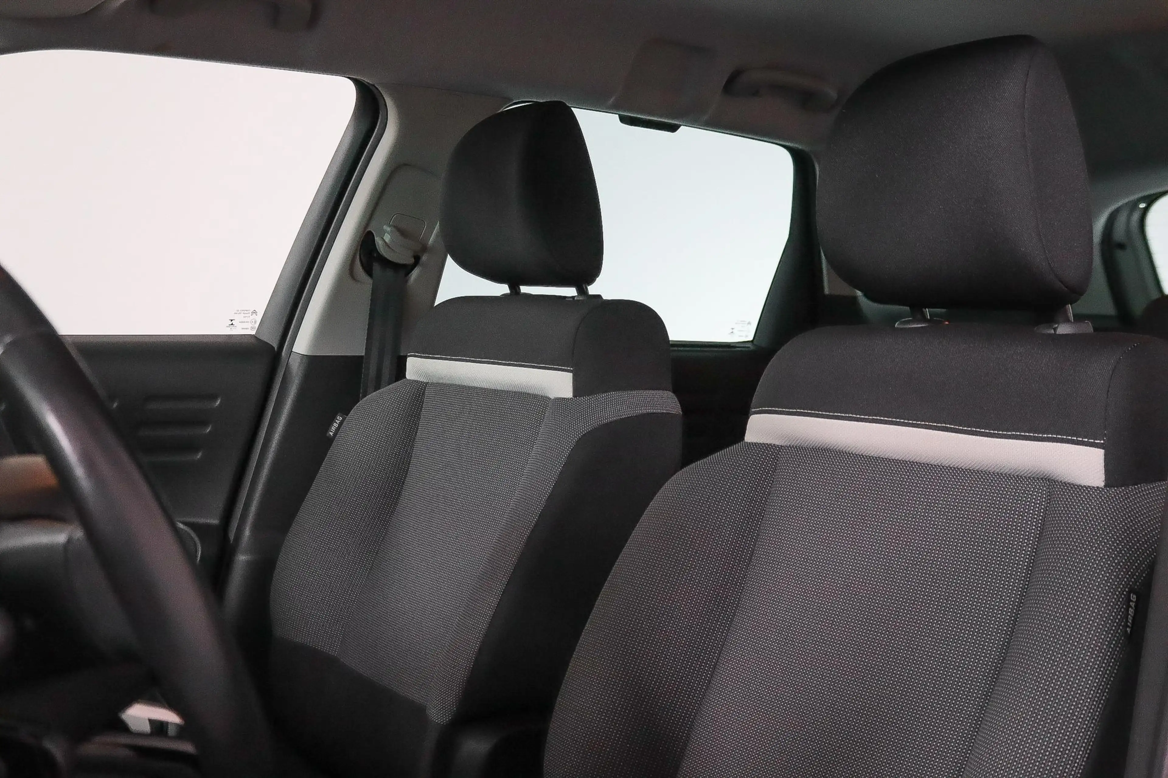 Citroen C3 Aircross 1.2T 130PK, S&S Shine Camera, Android Auto/Apple C — photo 4