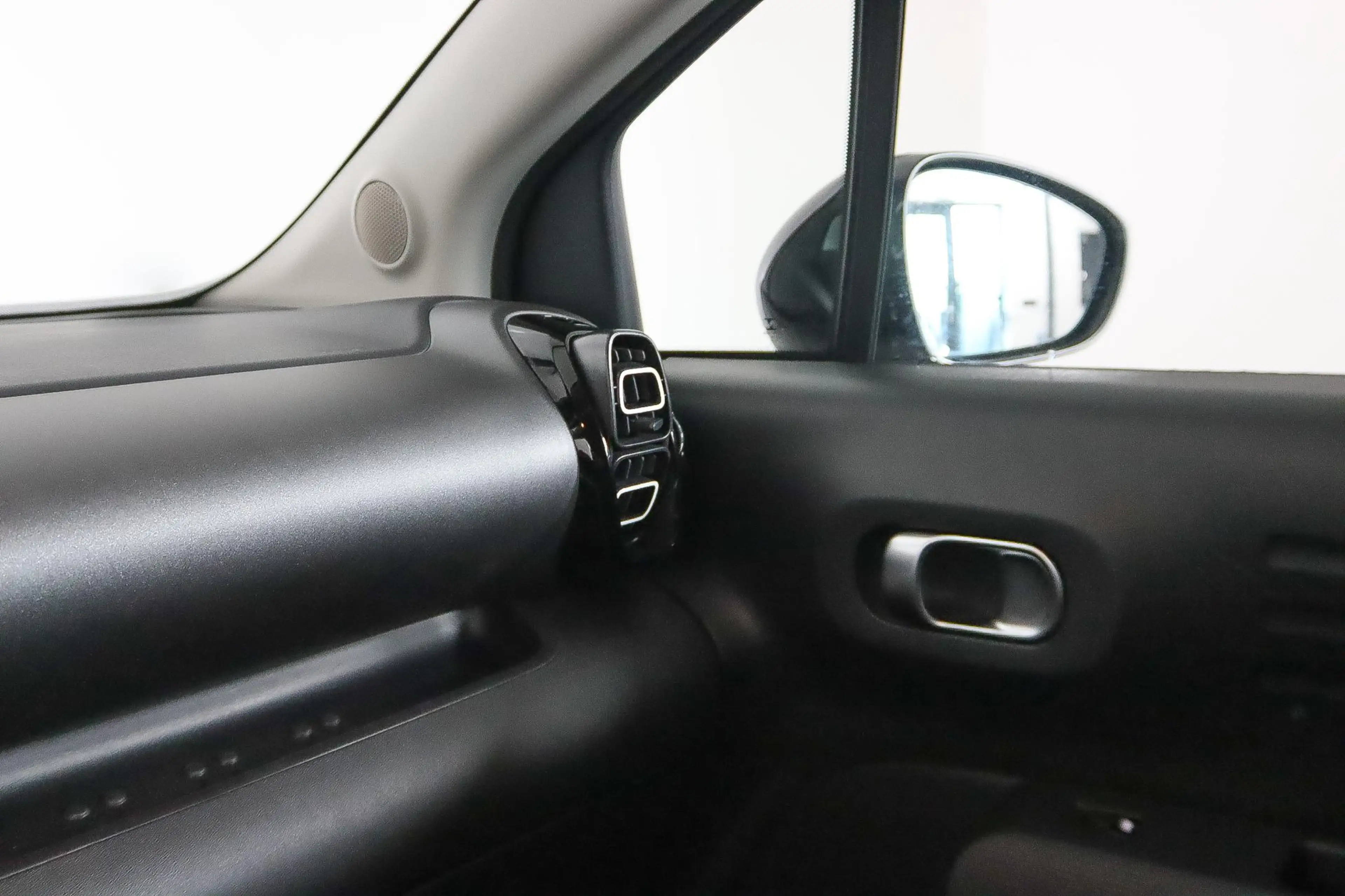Citroen C3 Aircross 1.2T 130PK, S&S Shine Camera, Android Auto/Apple C — photo 42