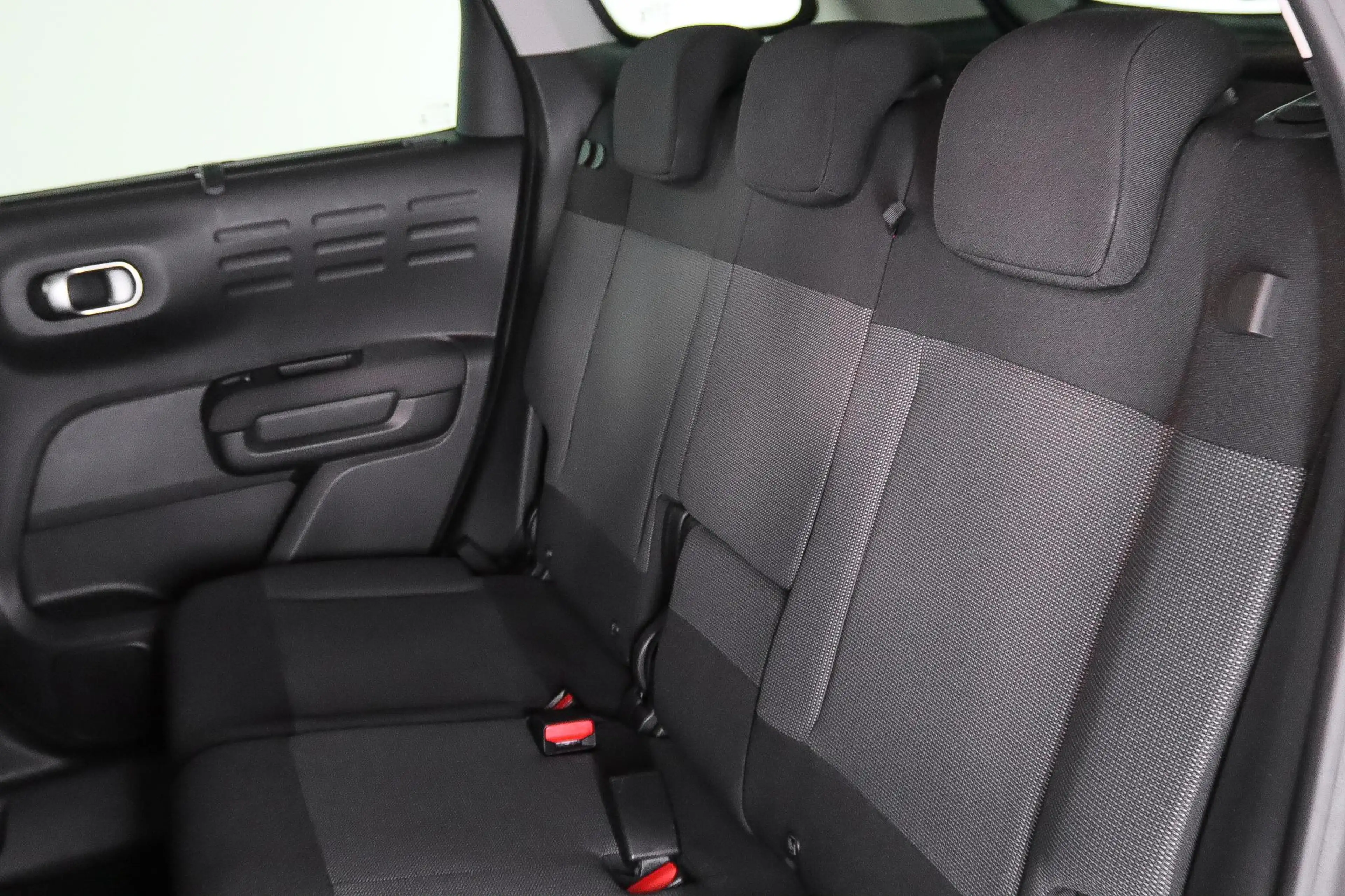 Citroen C3 Aircross 1.2T 130PK, S&S Shine Camera, Android Auto/Apple C — photo 5