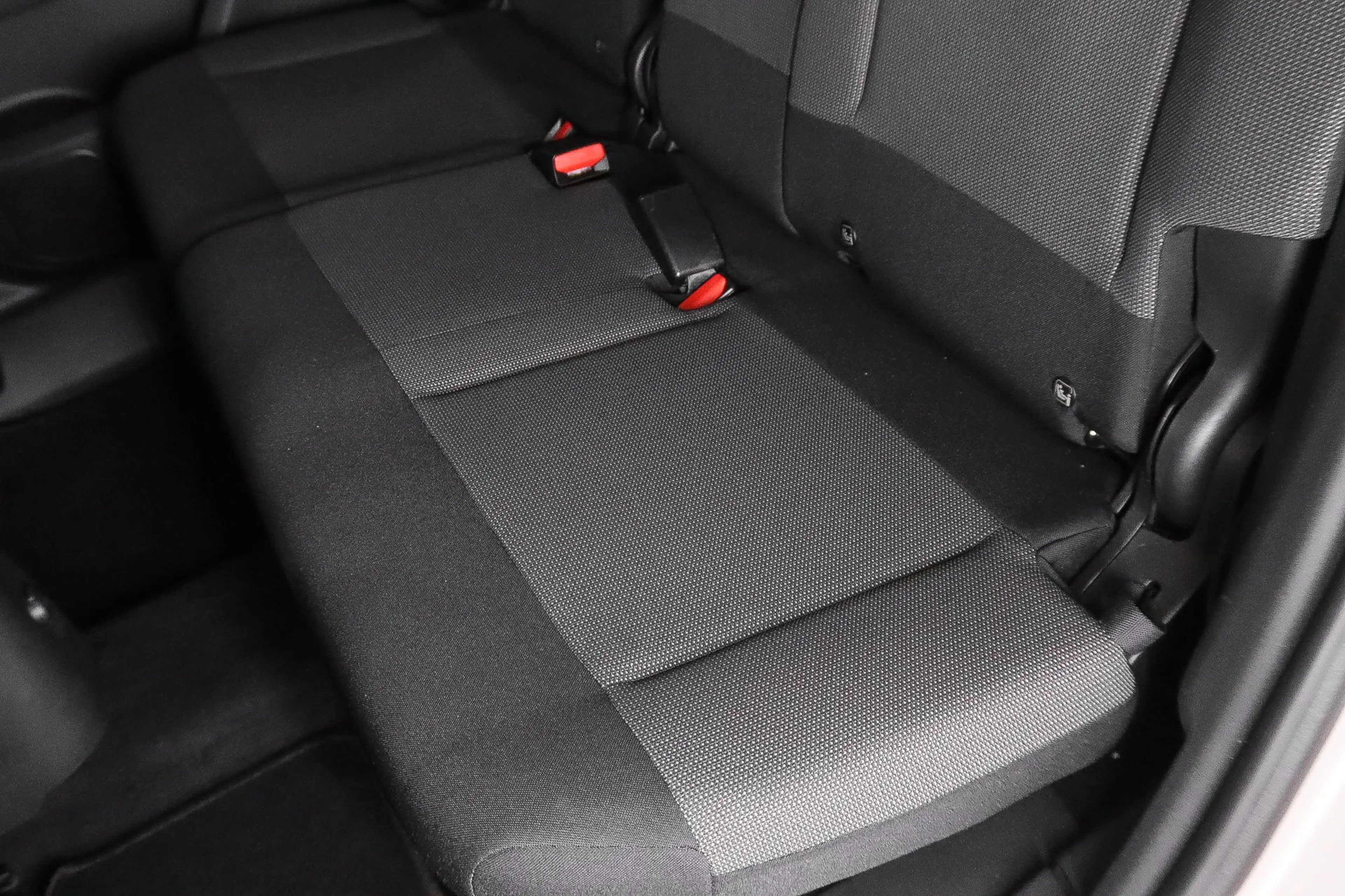 Citroen C3 Aircross 1.2T 130PK, S&S Shine Camera, Android Auto/Apple C — photo 46