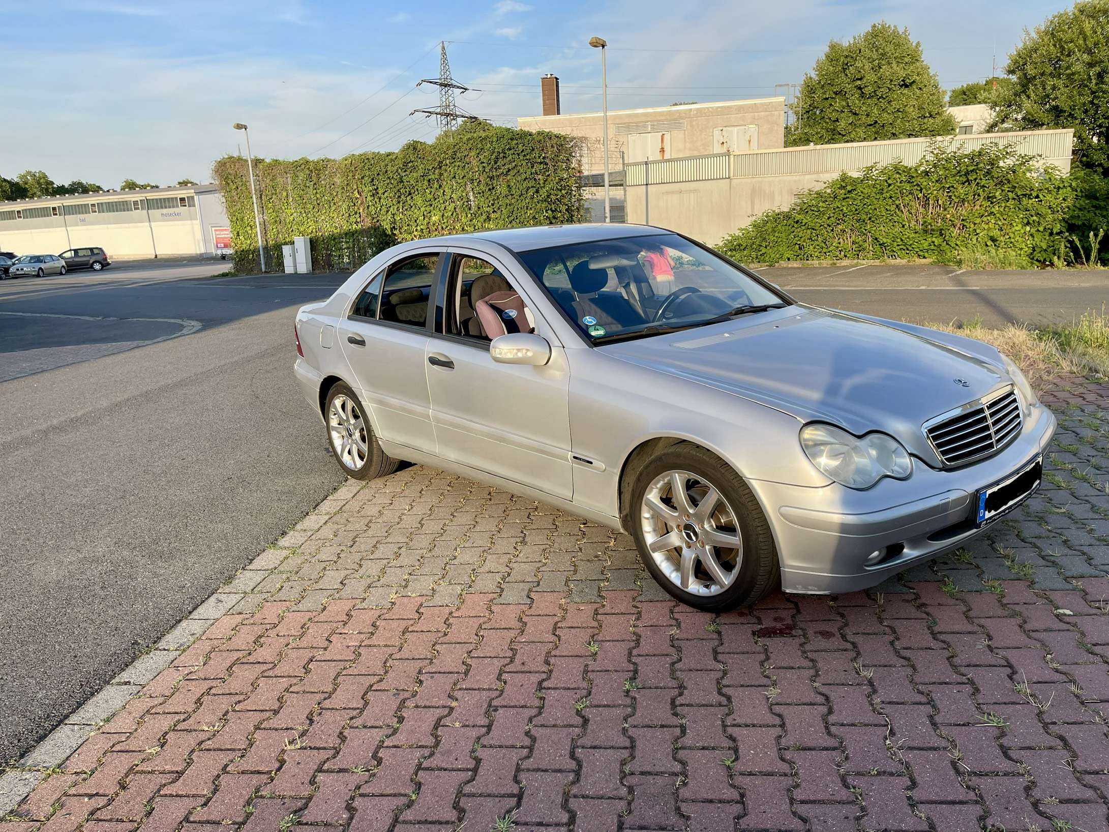 Second hand Mercedes Benz C-Class 