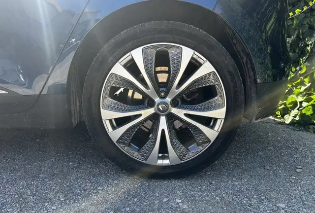 Renault Scenic view 23