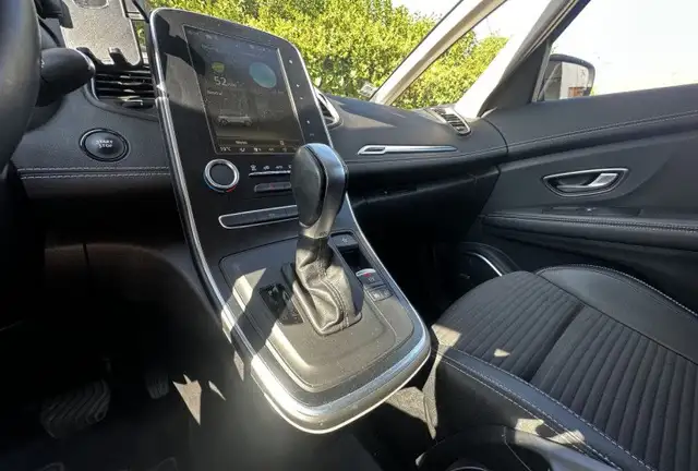 Renault Scenic view 20