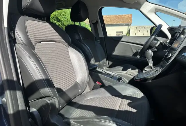 Renault Scenic view 14