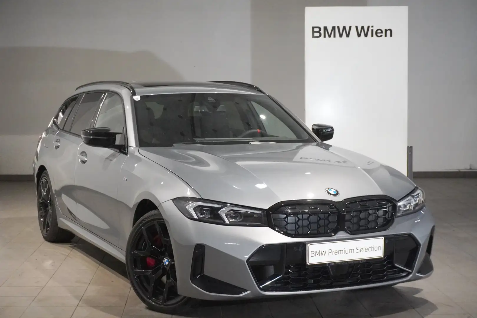 BMW 340 M340i xDrive Grau - 1