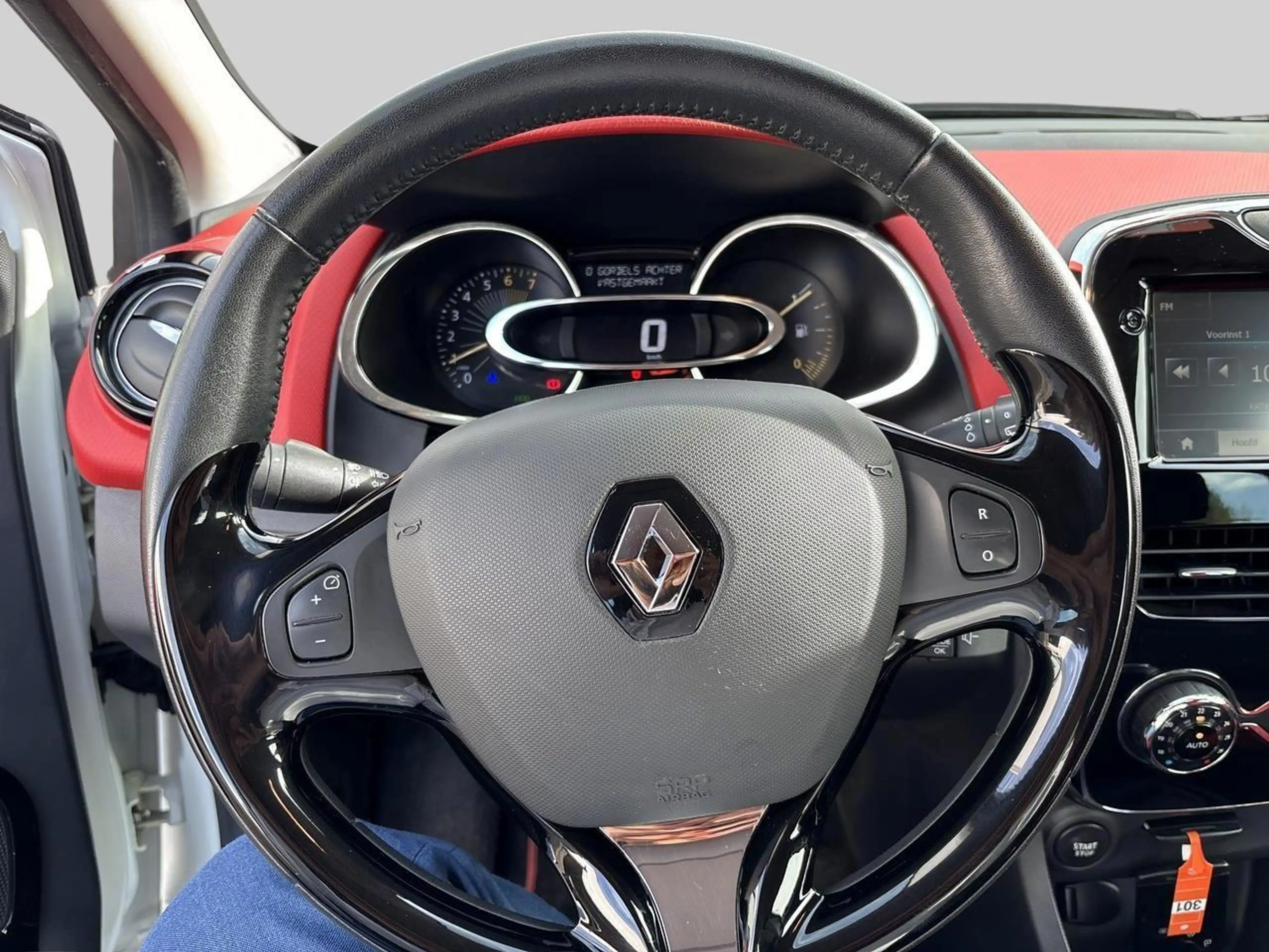 Renault Clio Energy TCe 90 Dynamique — photo 10