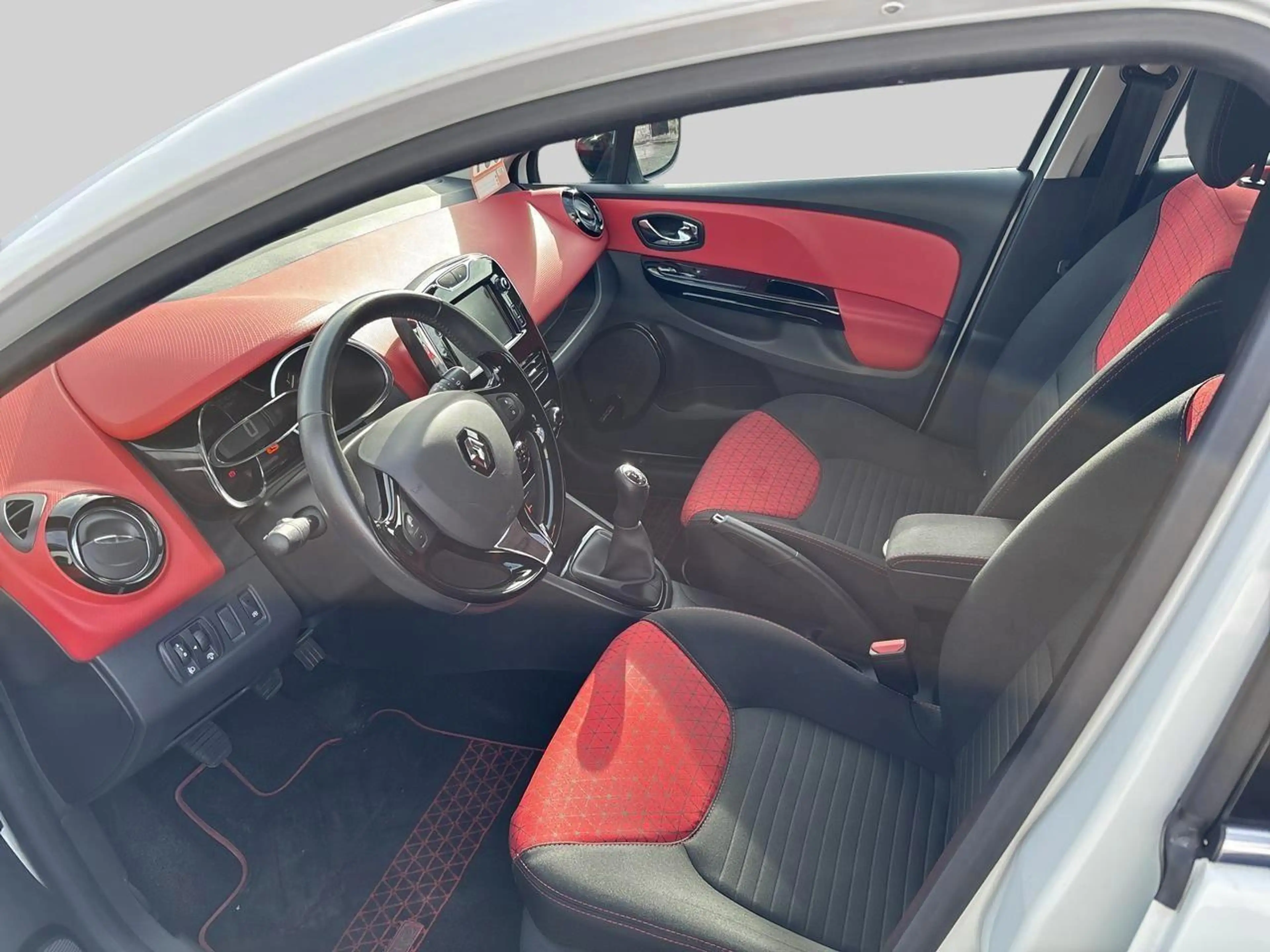 Renault Clio Energy TCe 90 Dynamique — photo 8