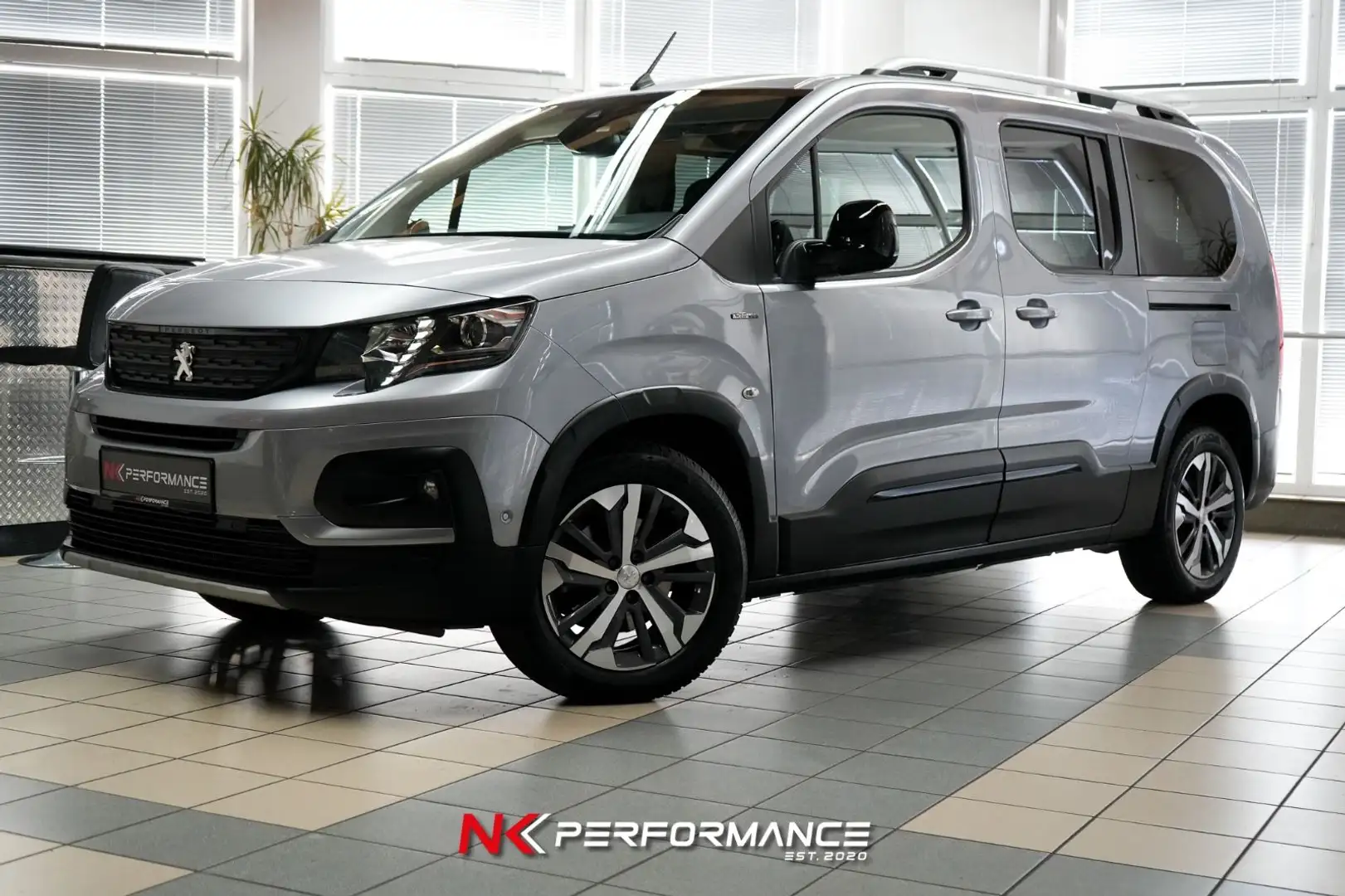 Peugeot Rifter Allure EAT8 130 L2 GT Line/ 7 SITZE / AHK Gris - 1