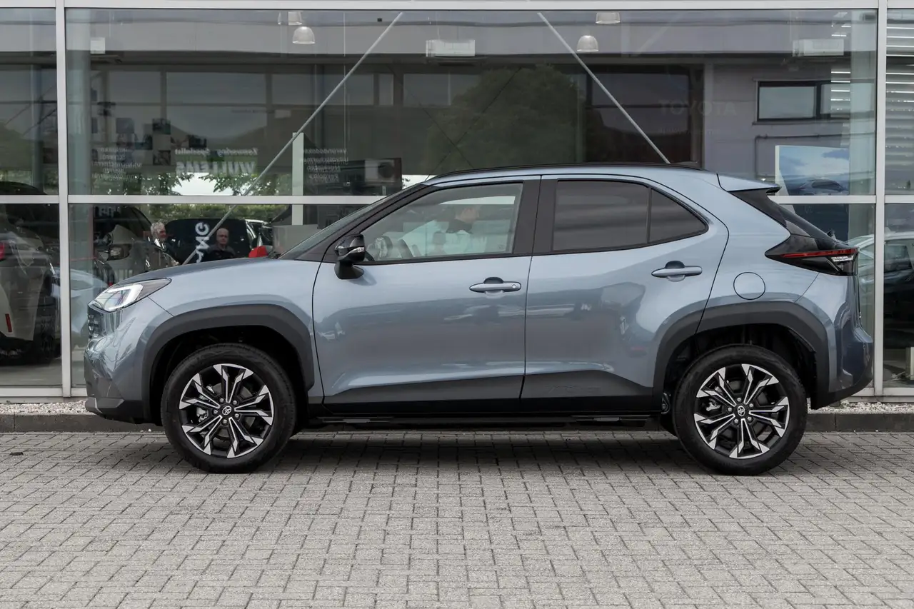 Toyota Yaris Cross 1.5 Hybrid 130 First Edition Comfort Pack, миниатюра 9